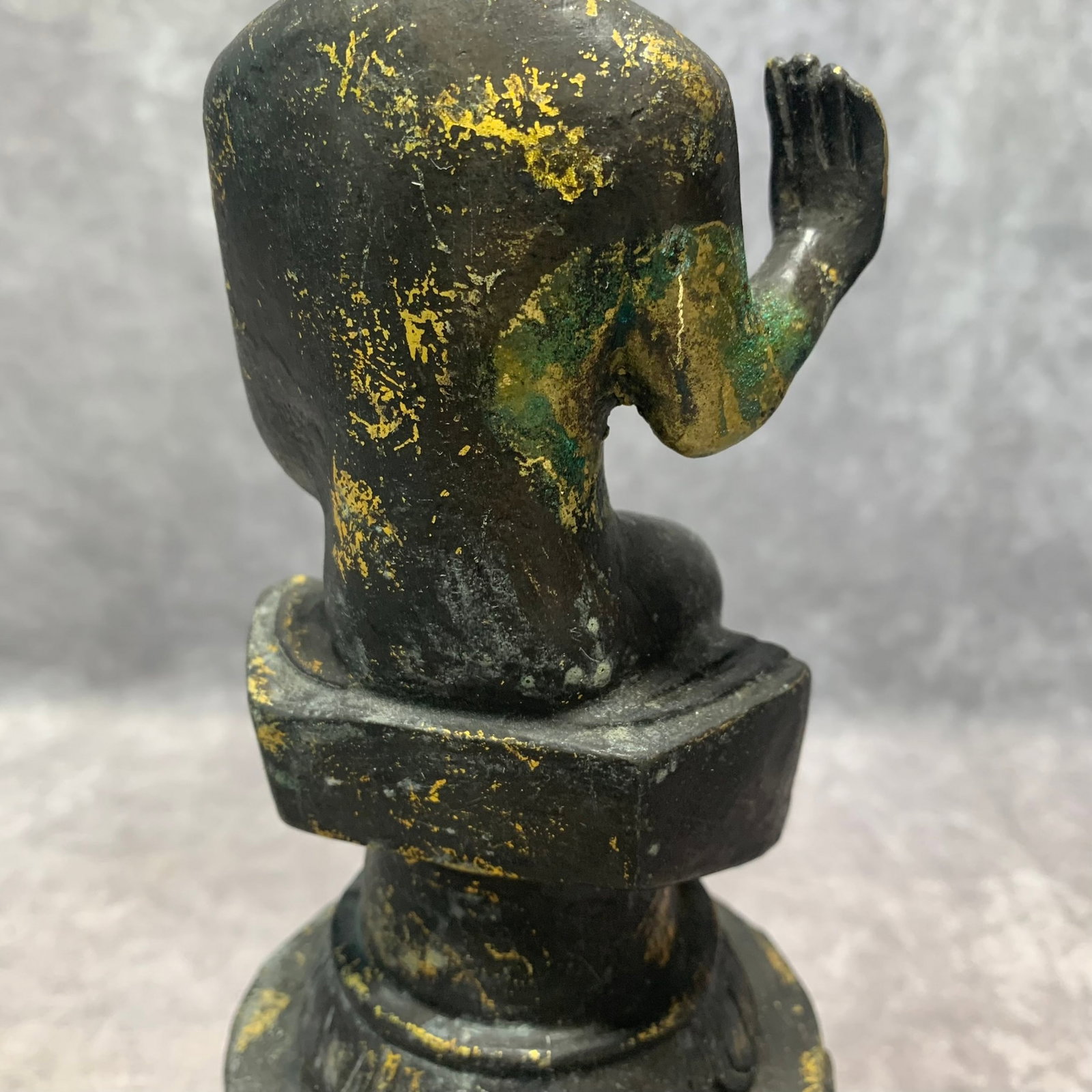 BRONZE SHAKYAMUNI BUDDHA STATUE - 5