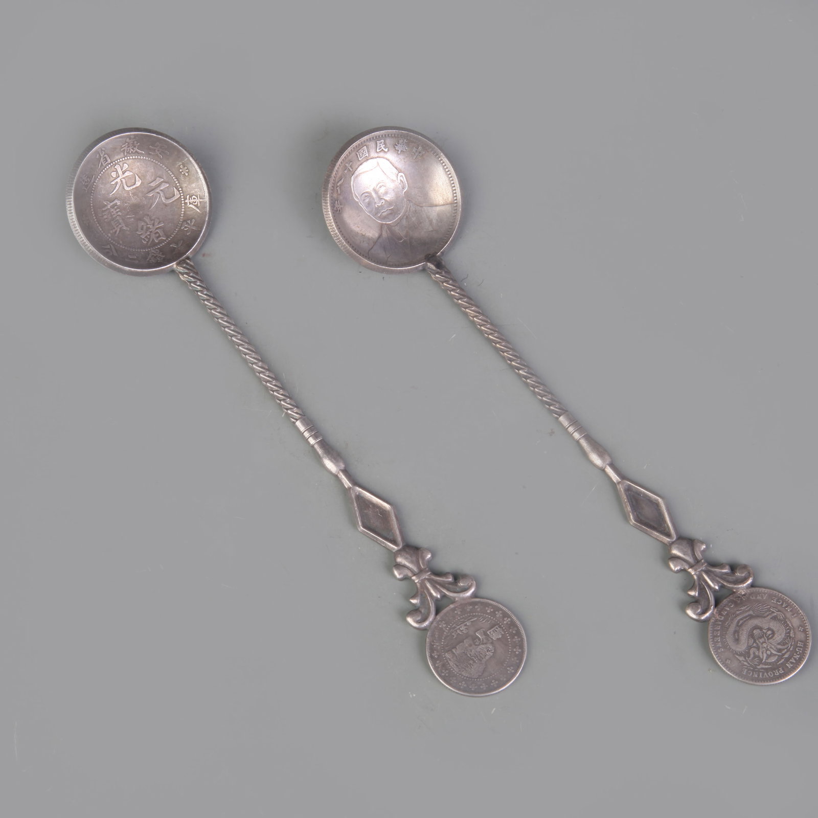 PAIR OF CHINESE EXPORT SILVER COIN SPOONS (1 of 9)