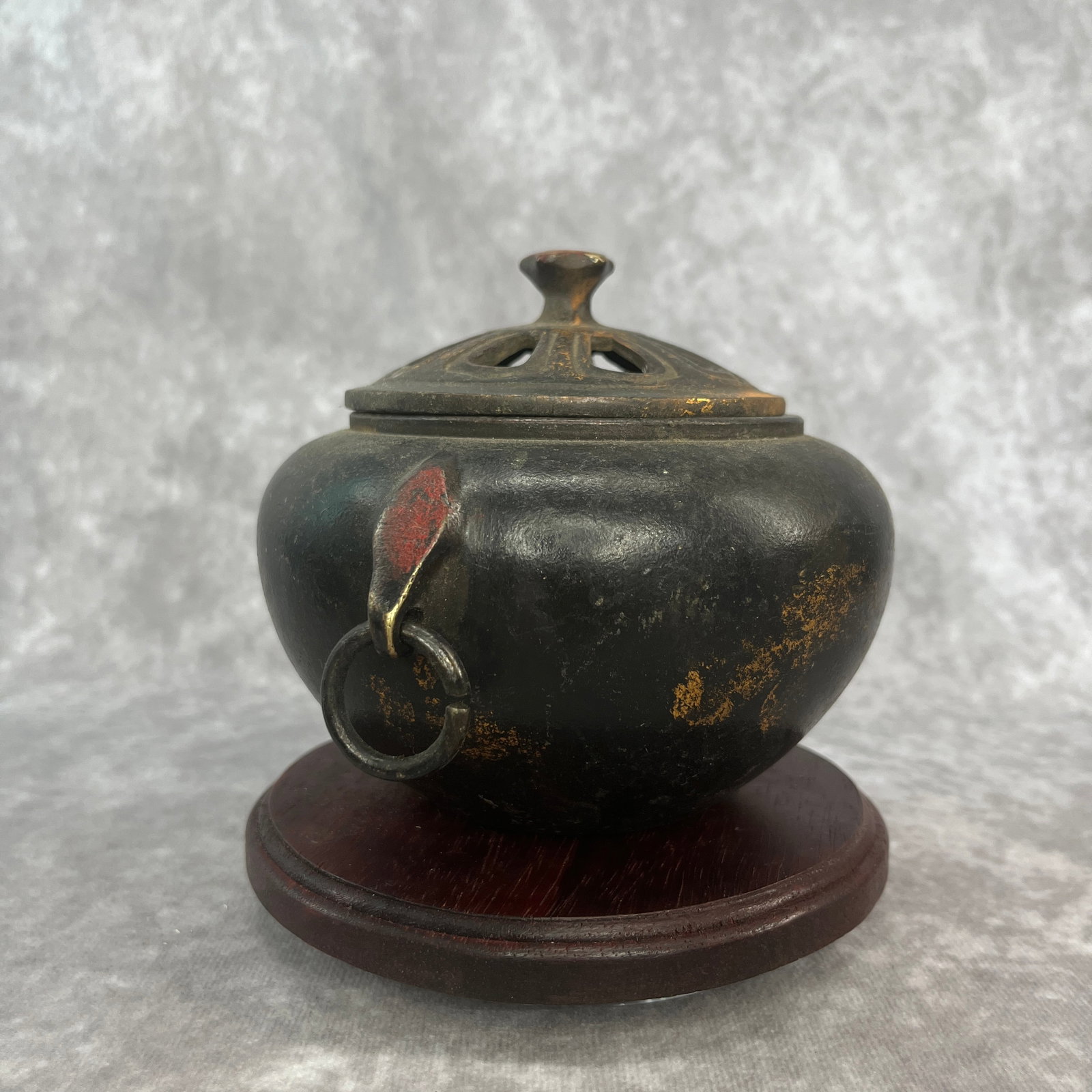 A FINE DOUBLE EAR ROUND INCENSE BURNER - 3