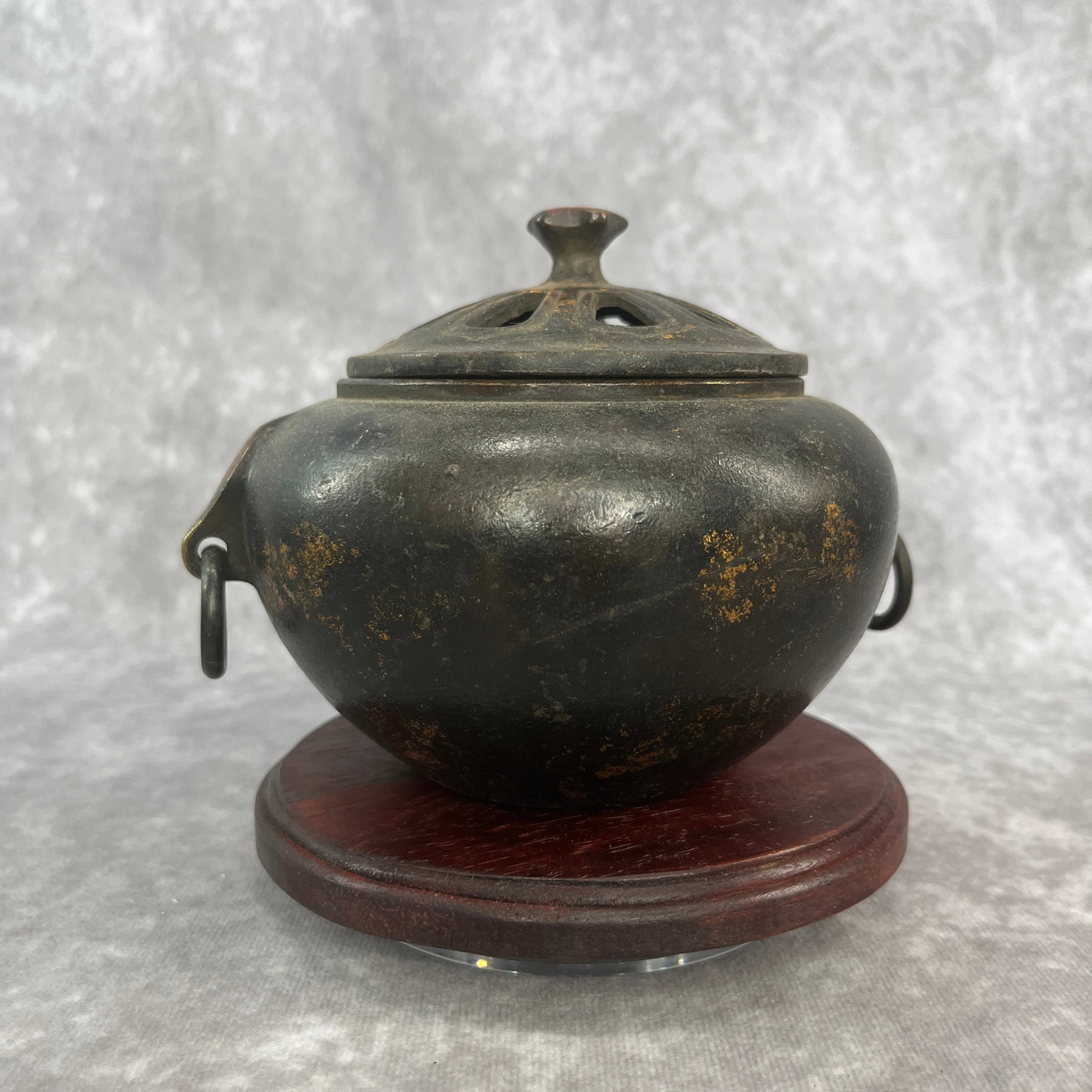 A FINE DOUBLE EAR ROUND INCENSE BURNER - 5