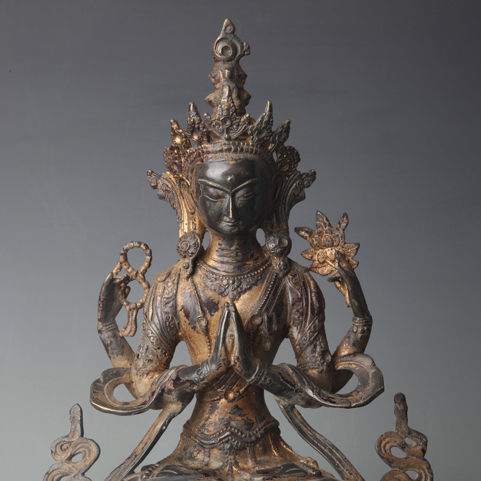 A FOUR-ARMED GUANYIN FIGURE - 2