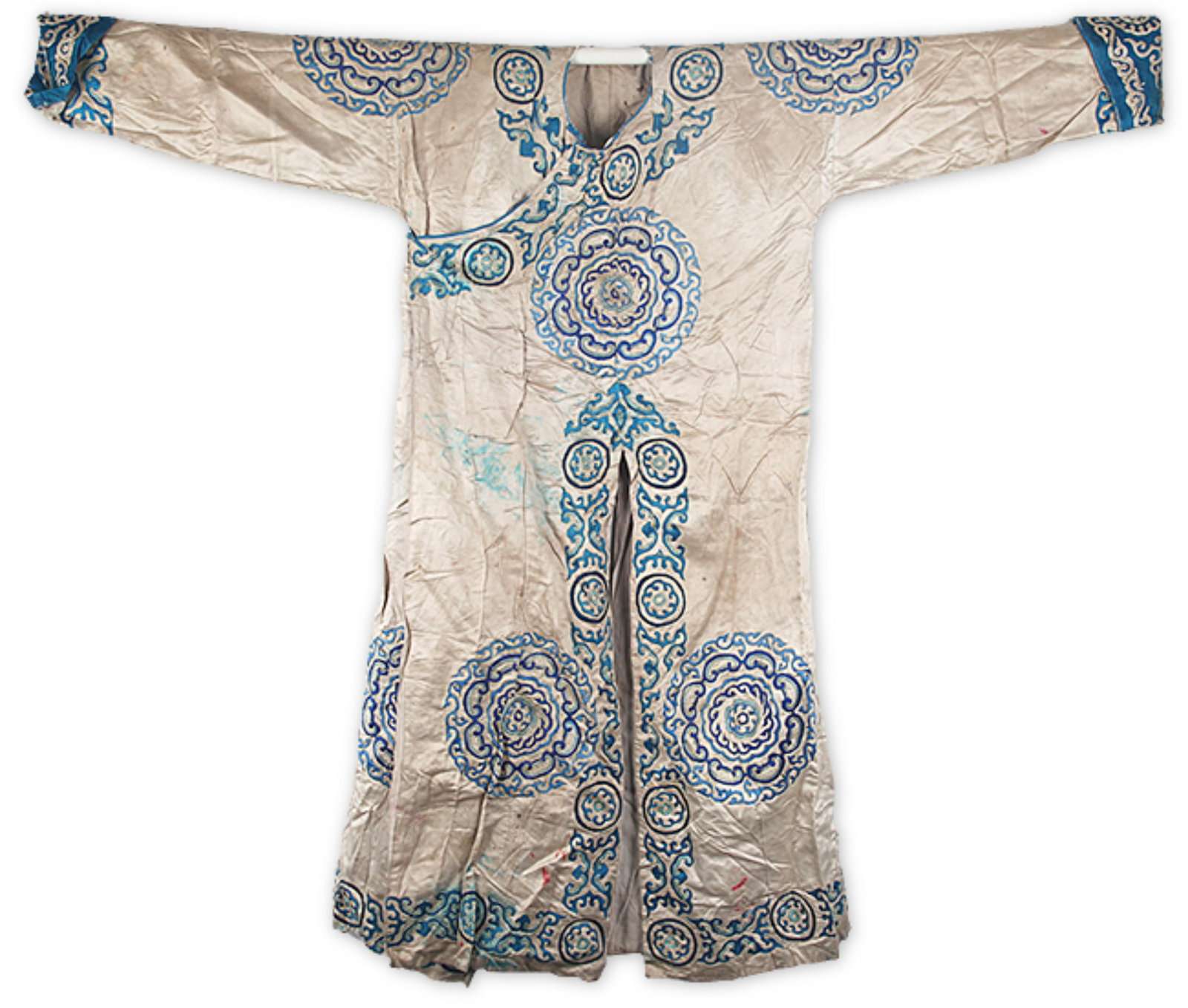 A FINE WHITE COLOR HAND MADE CHINESE ROBE (1 of 8)