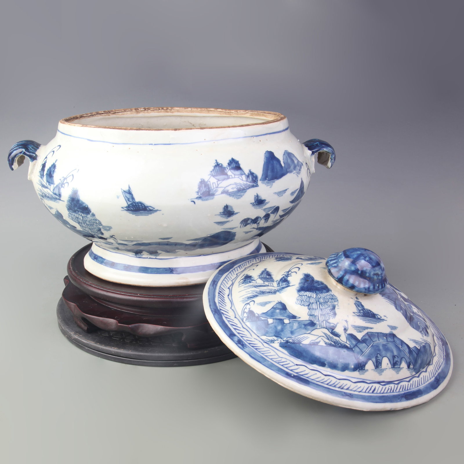 BLUE-AND-WHITE LANDSCAPE PATTERN DOUBLE-EARED LARGE JAR - 3