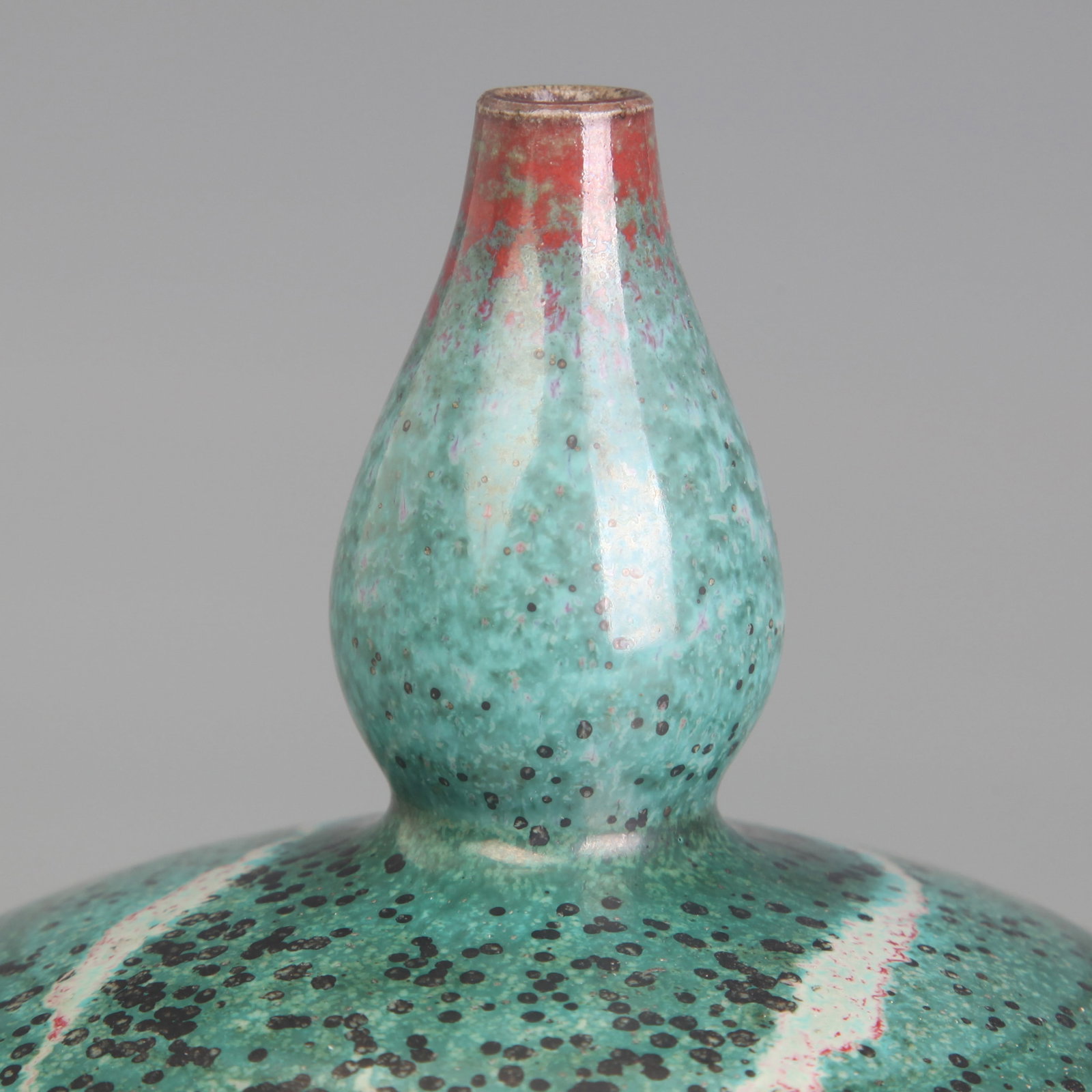 A FINE JUN GLAZED DOUBLE GOUND VASE - 2