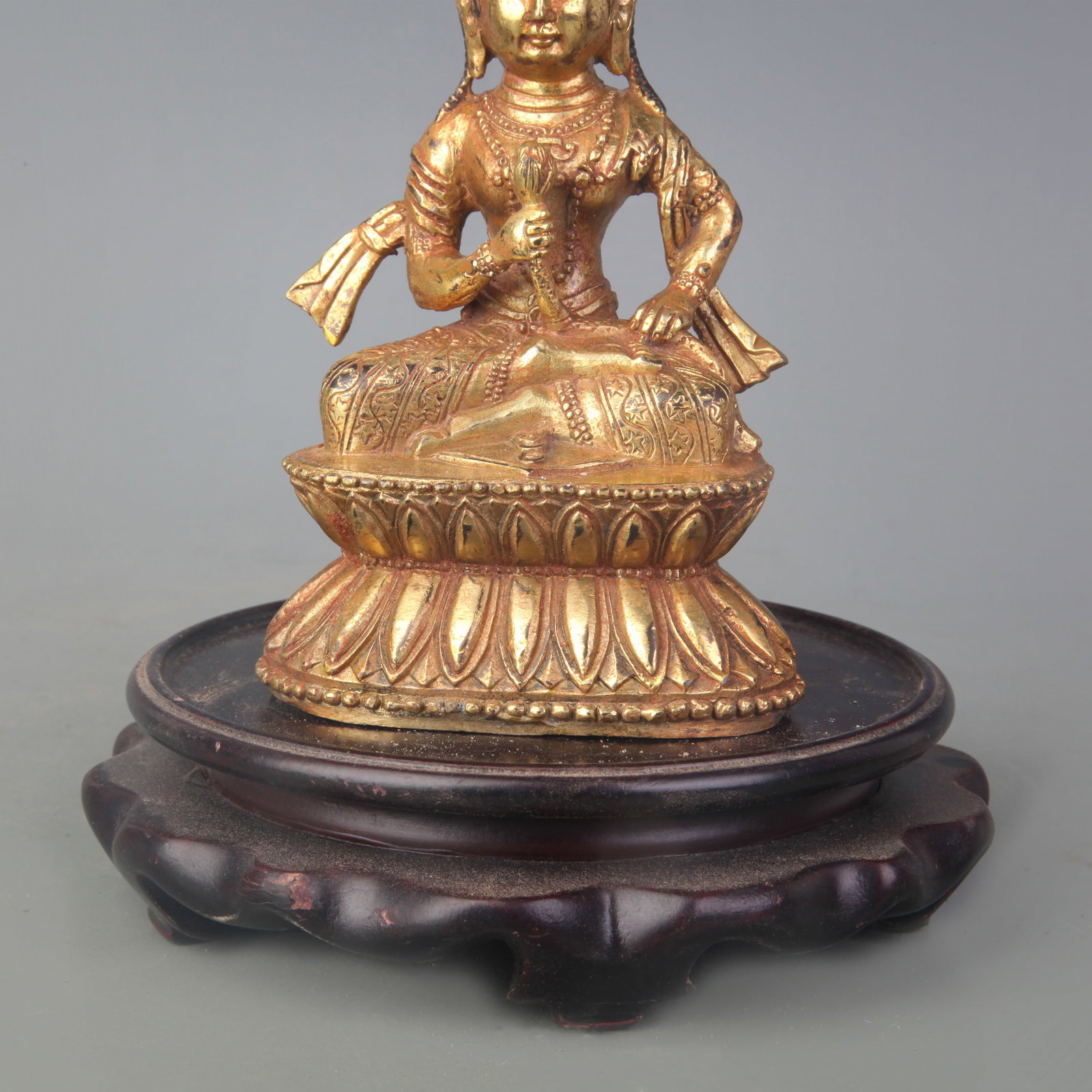 GILT BRONZE GUANYIN STATUE - 3