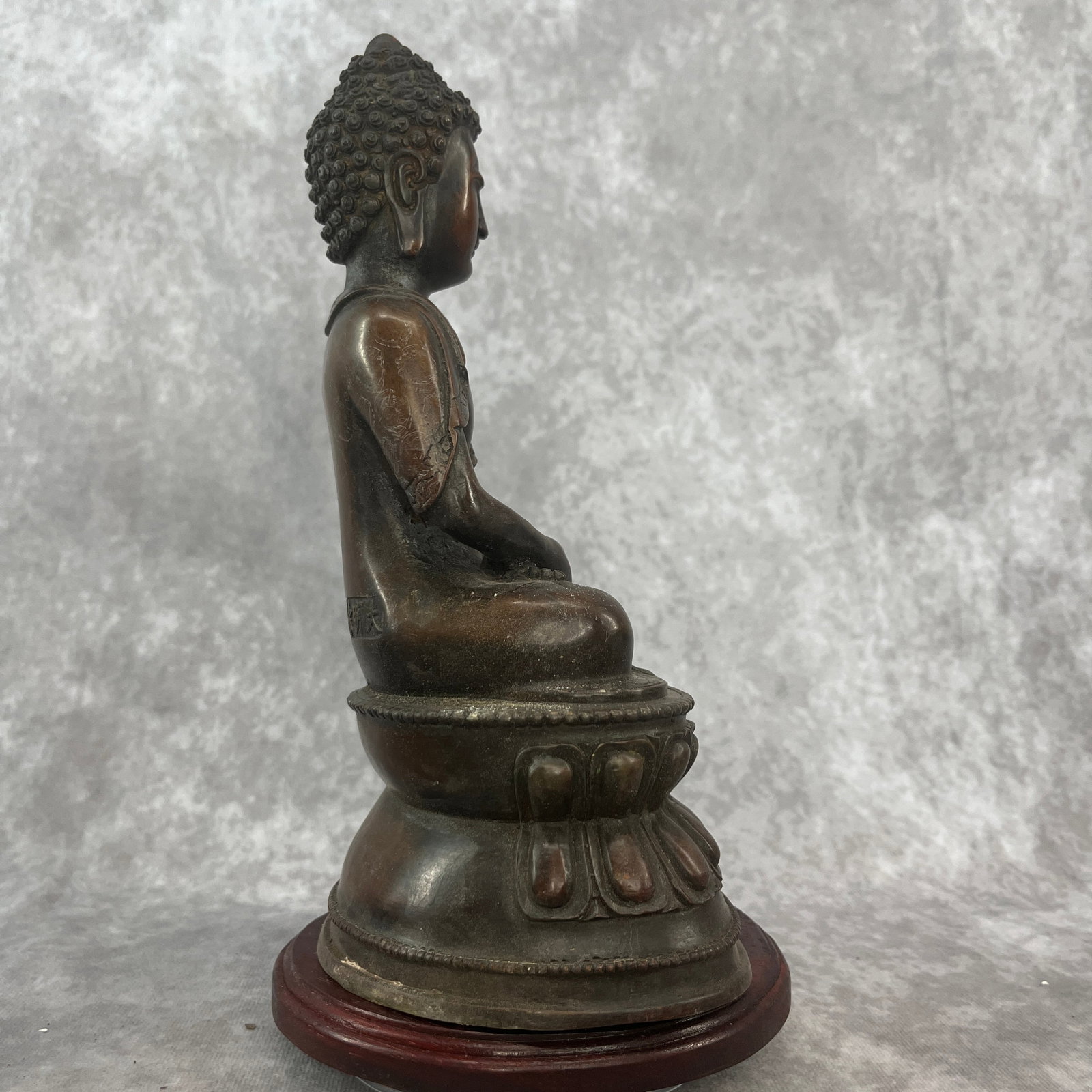 A FINE BRONZE SHAKYAMUNI BUDDHA STATUE - 3