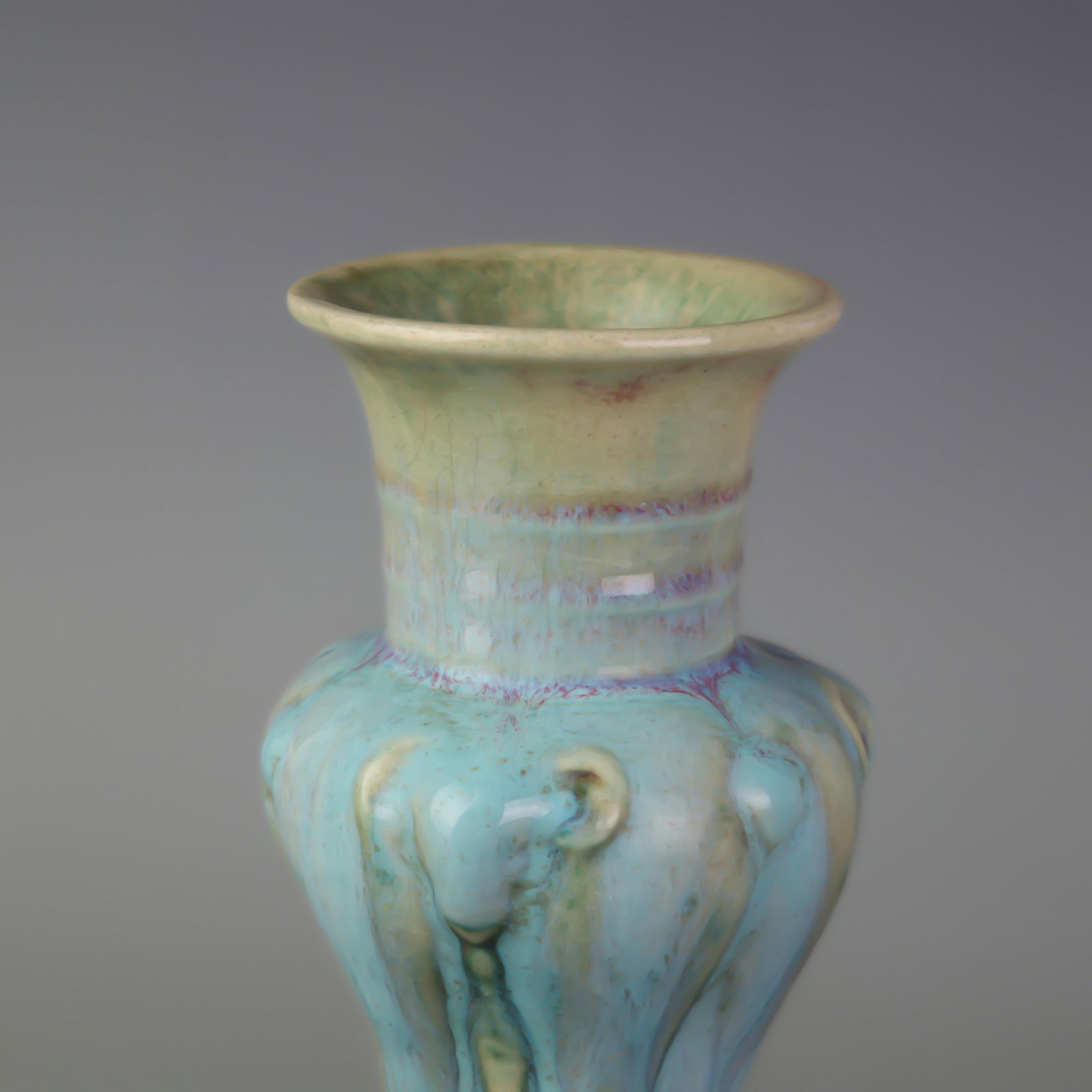 A JUN-GLAZED ‘THREE RAMS’ ZUN VASE - 2