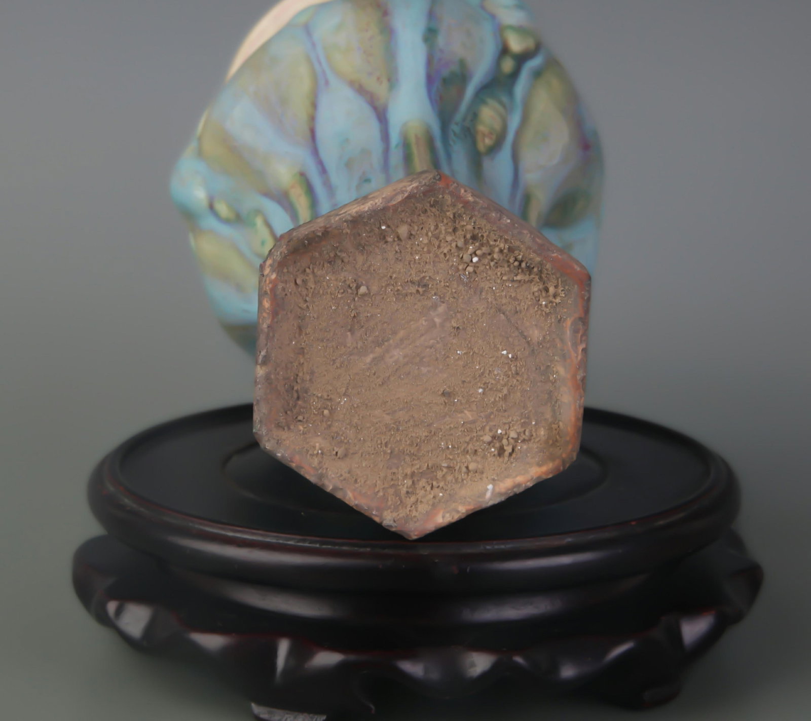 A JUN-GLAZED ‘THREE RAMS’ ZUN VASE - 5