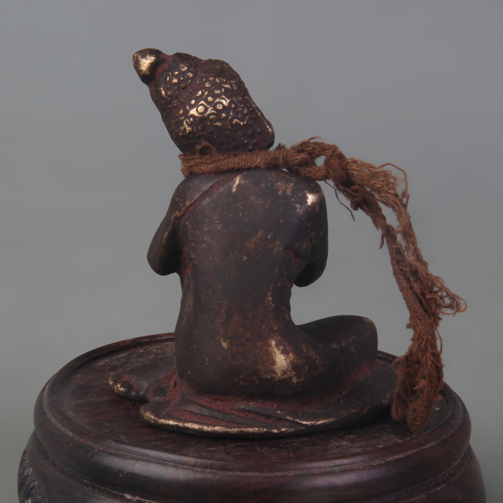 SMALL TIBETAN BUDDHIST FIGURE - 4