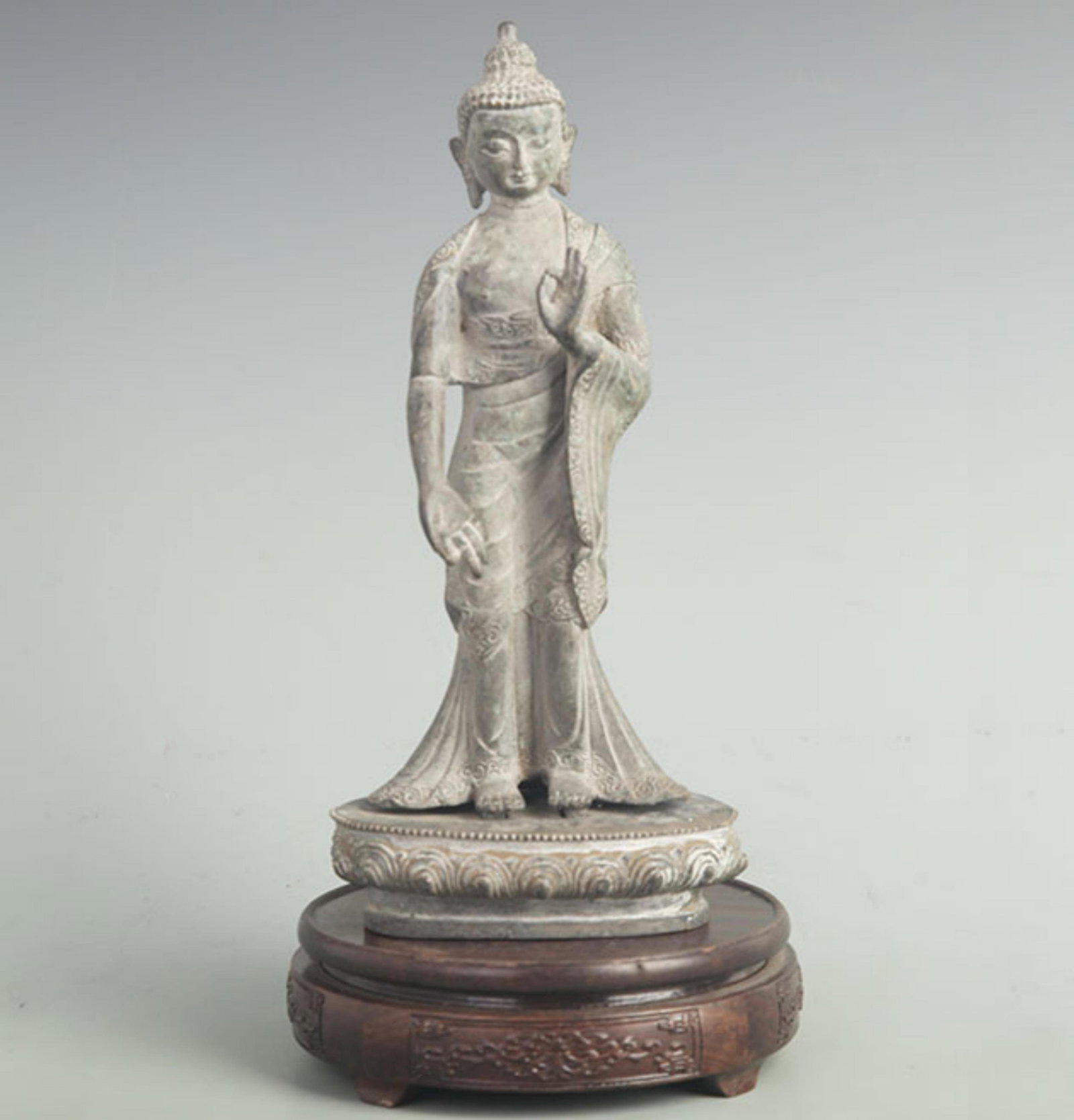 A FINE BRONZE CUNDHI BODHISATTVA STATUE: 19th Century; High: 11.5 inch; Width: 3.00 inch; Woodbase for picture and display only