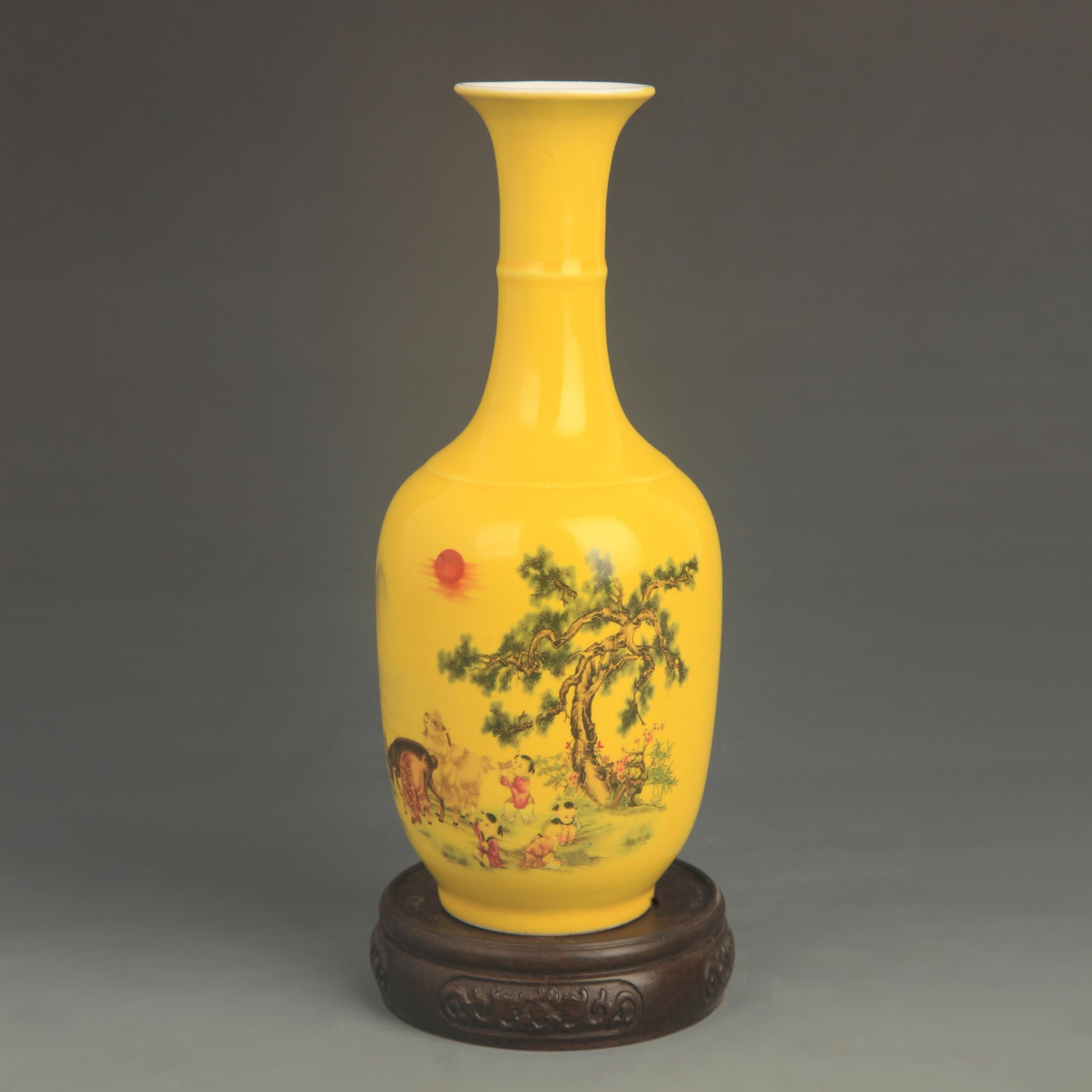 FAMILLE CLOISONNE ENAMEL YELLOW GROUND FIGURATIVE PORCELAIN VASE: Qing Dynasty Yong Zheng Period; High: 8.80 inch; Diameter: 3.50 inch; Woodbase for picture and display only