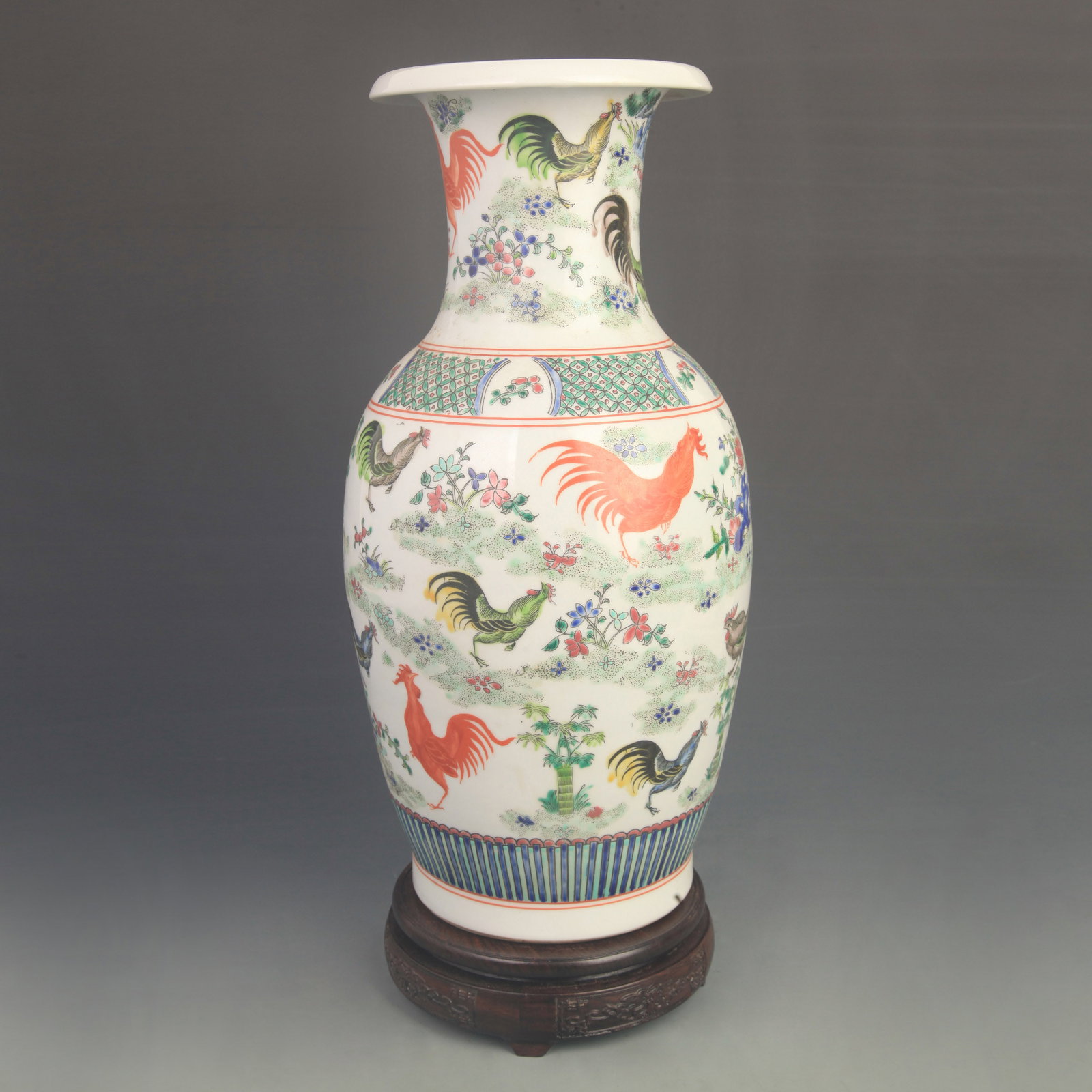 A LARGE FAMILLE ROSE “GREAT LUCK?? PORCELAIN VASE: Qing Dynasty Kang Xi Period; High: 16.0 inch; Diameter: 6.70 inch; Woodbase for picture and display only
