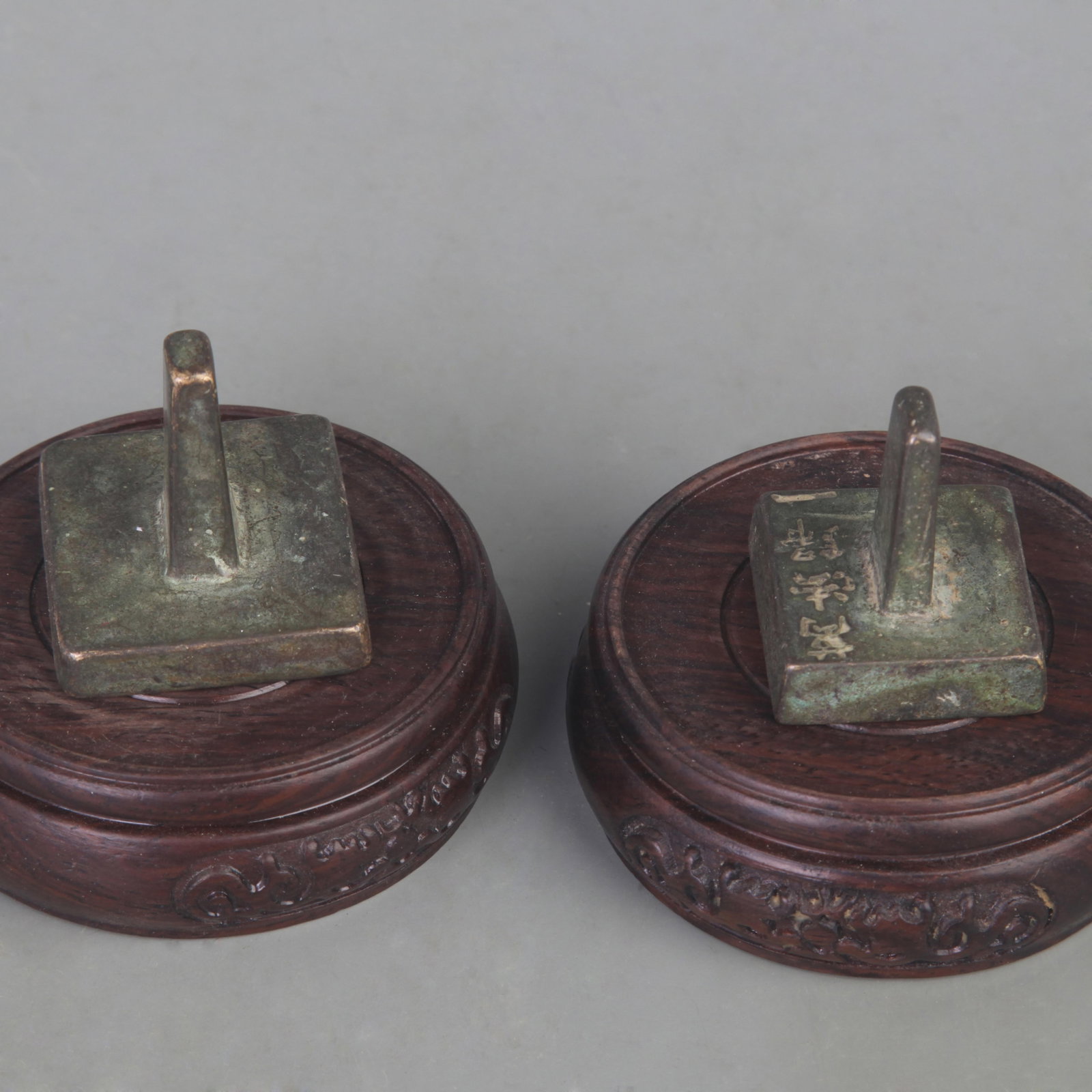 TWO SMALL BRONZE SQUARE SEALS - 3