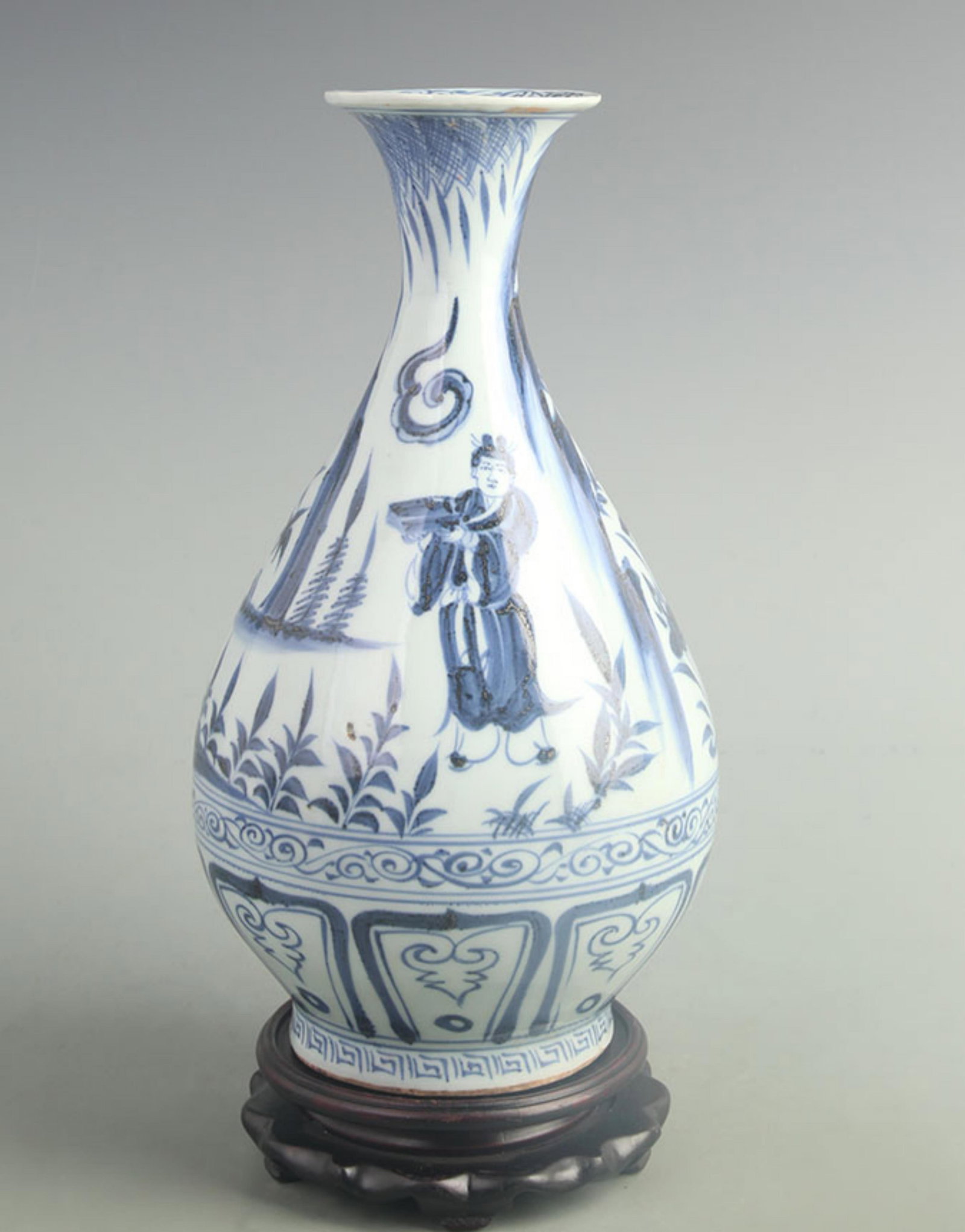 BLUE AND WHITE YUHUCHUN VASE WITH FIGURAL DECORATION: Yuan Dynasty Style; High: 11.8 inch;Width: 5.50 inch; Woodbase for picture and display only