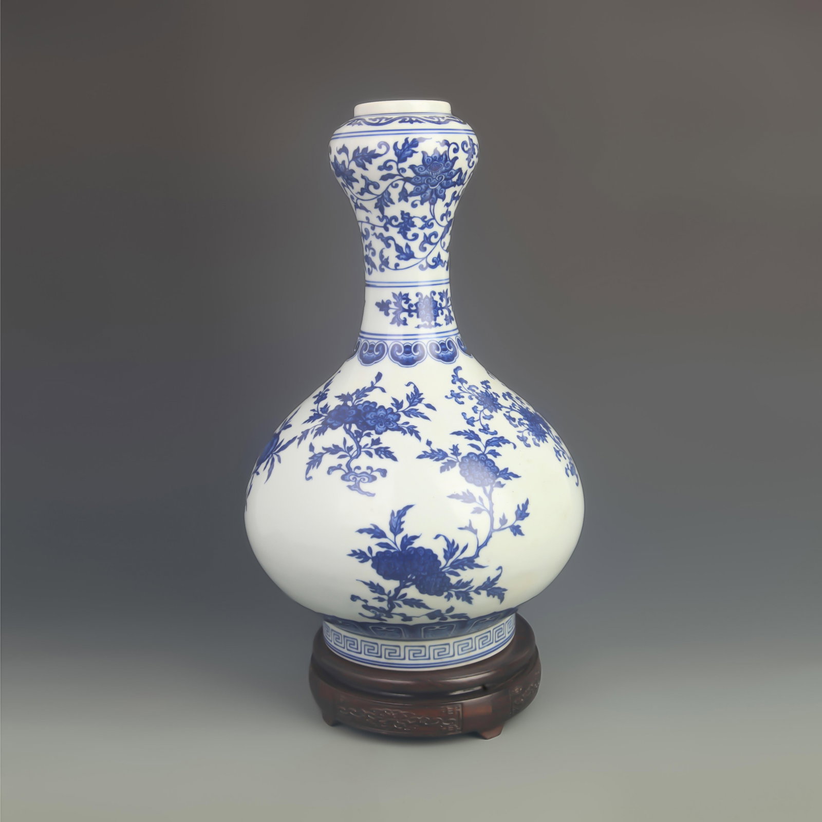 BLUE AND WHITE GARLIC-MOUTH PORCELAIN VASE WITH FU AND SHOU CHARACTERS: Qing Dynasty Qian Long Period; High: 14.8 inch; Diameter: 9.00 inch; Woodbase for picture and display only