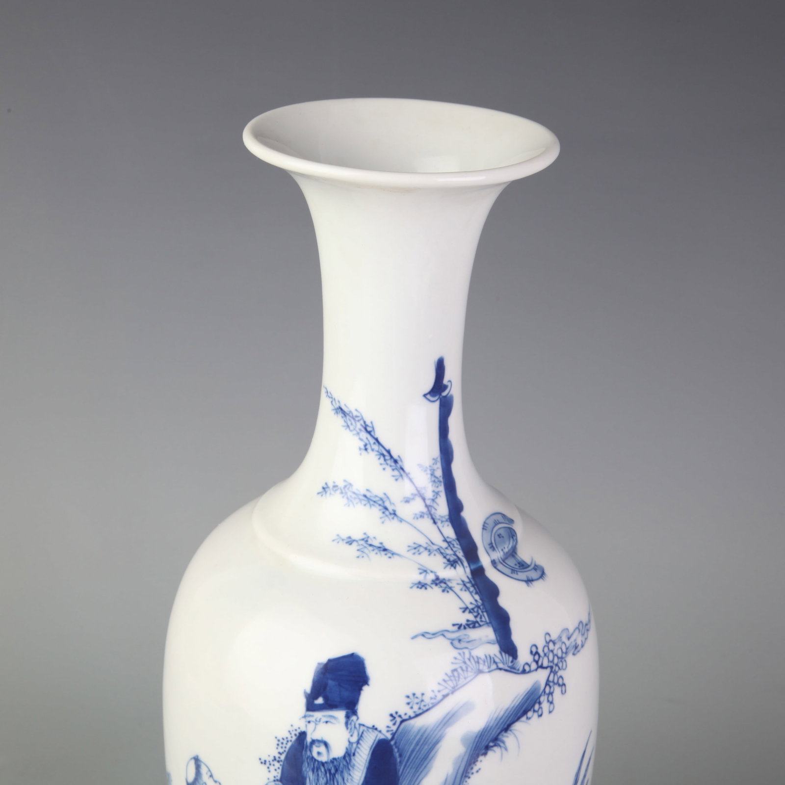 BLUE AND WHITE VASE WITH FIGURAL DECORATION: Qing Dynasty Kang Xi Period; Diameter: 3.1inch , High: 11.5inch; Woodbase for picture and display only