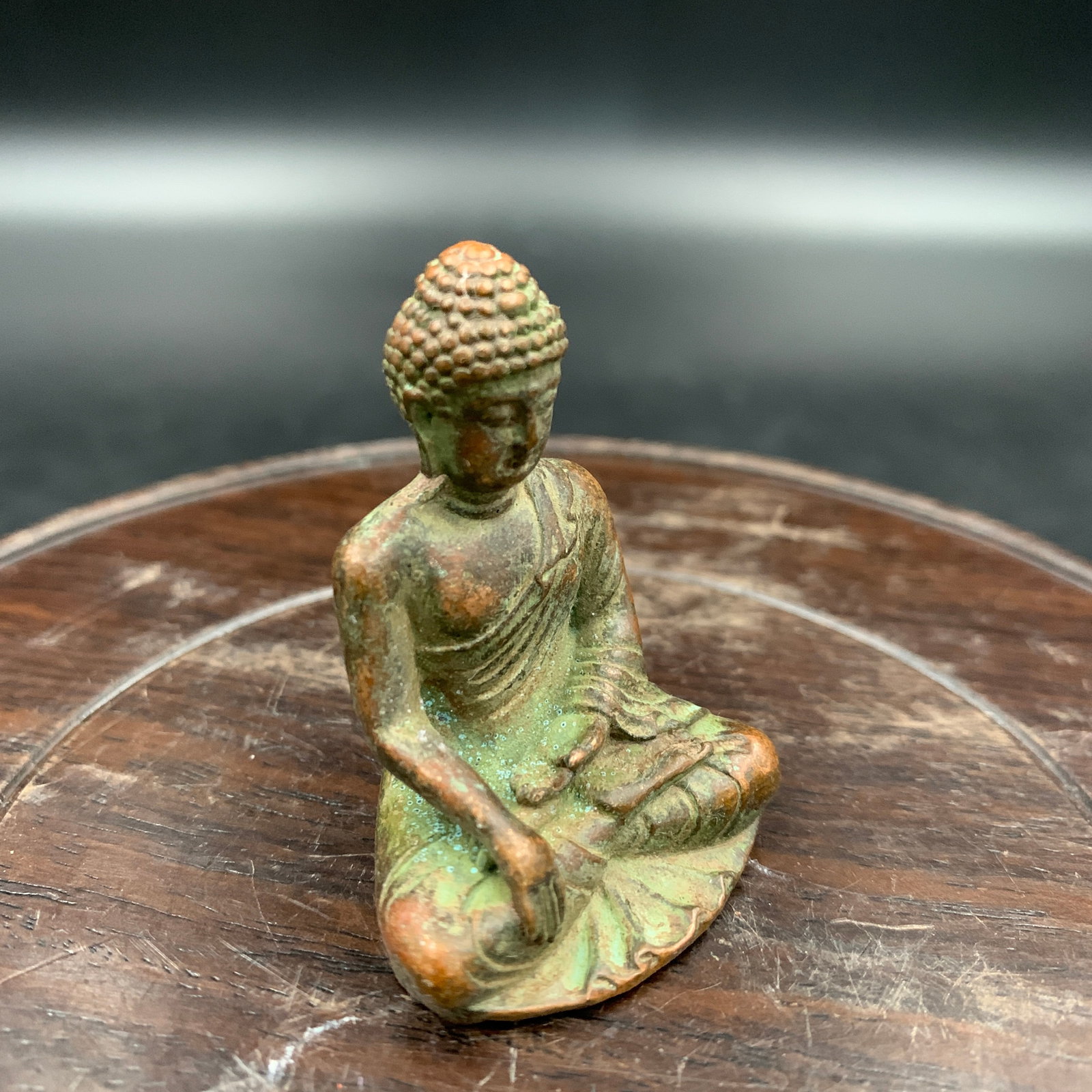 SMALL BRONZE SHAKYAMUNI BUDDHA STATUE - 2