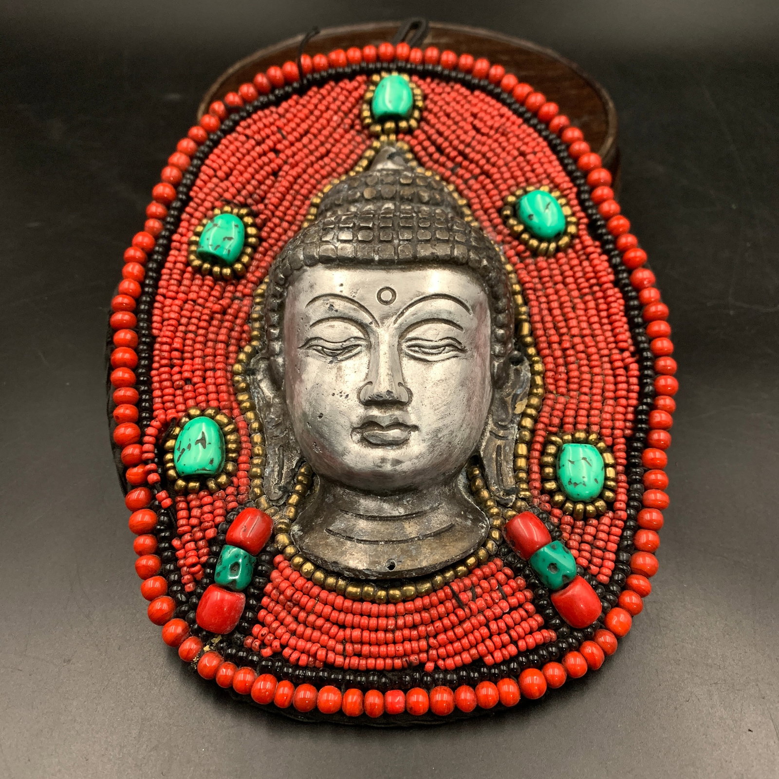 HIMALAYAN BEADED BUDDHA HEAD WALL PLAQUE (1 of 5)
