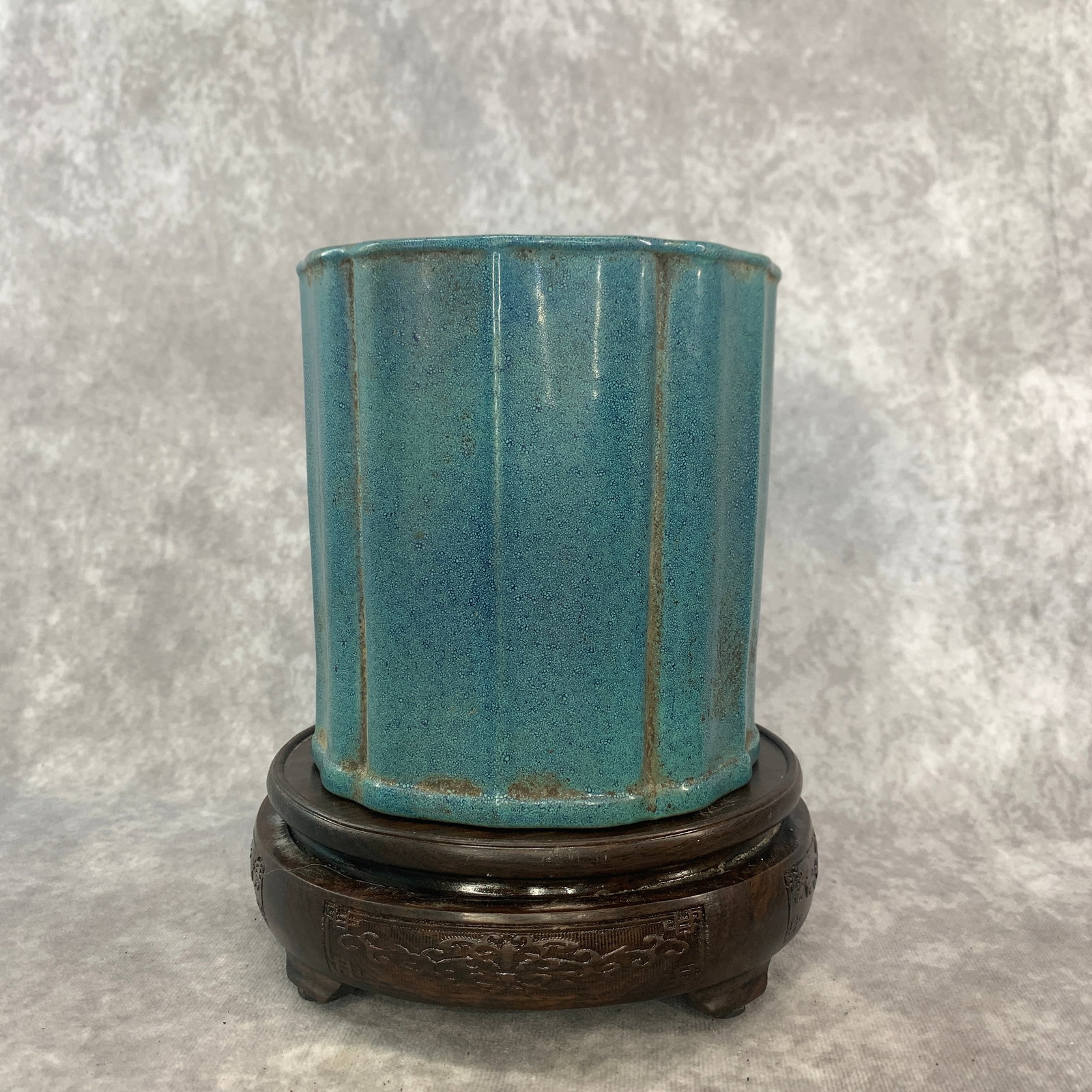 JUN WARE PORCELAIN LOBED BRUSH POT: Qing Dynasty; High: 5.7 inch; Diameter: 5.3 inch; Woodbase for picture and display only