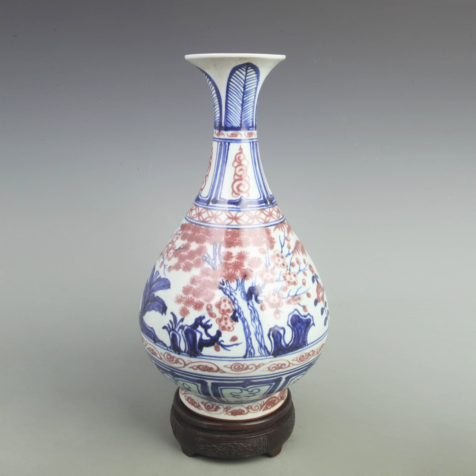 BLUE AND WHITE YOU LI HONG UNDERGLAZE WITH BAMBOO PATTERN: Yuan Dynasty Style; High: 14.8 inch; Width: 8.5 inch; Woodbase for picture and display only