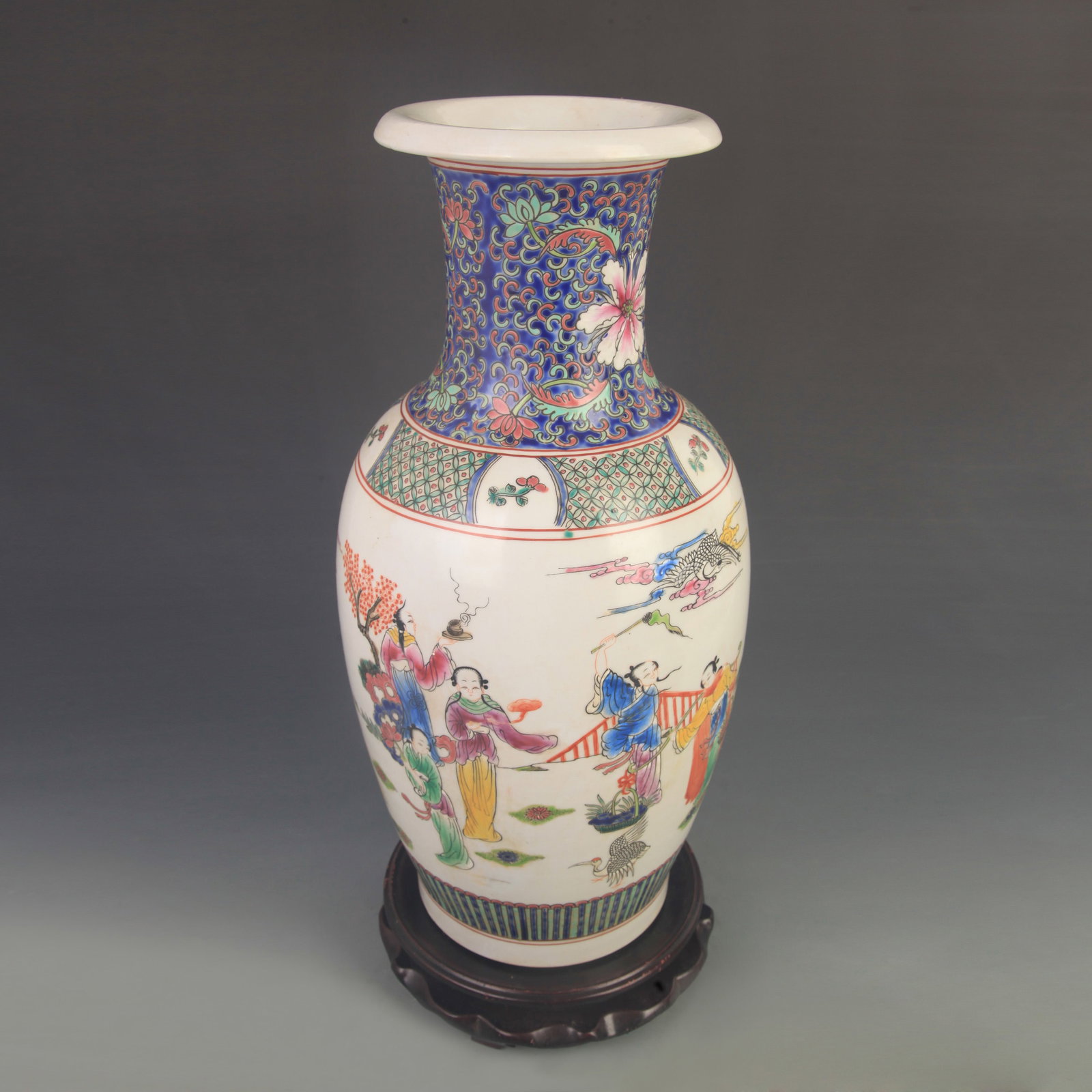 FAMILLE ROSE CHARACTER FIGURE AND FLORAL PATTERN LARGE PORCELAIN VASE: Qing Dynasty Yong Zheng Period; High: 16.6 inch; Diameter: 7.30 inch; Woodbase for picture and display only