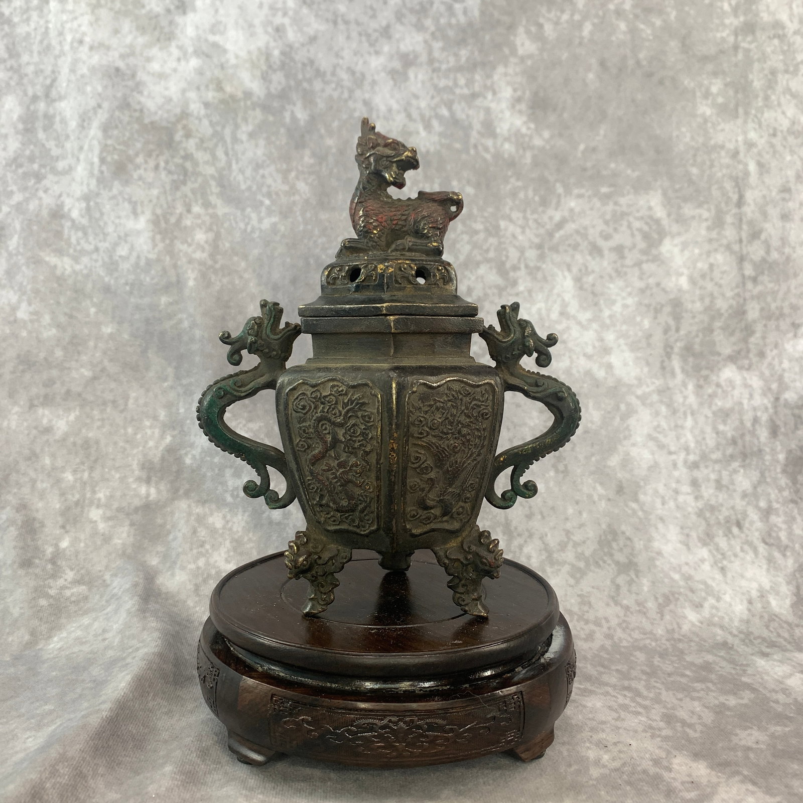 CHINESE RITUAL BRONZE DRAGON CENSER (INCENSE BURNER): 19th Century; Long: 6.5 inch; Width: 4.1 inch; High: 8 inch; Woodbase for picture and display only
