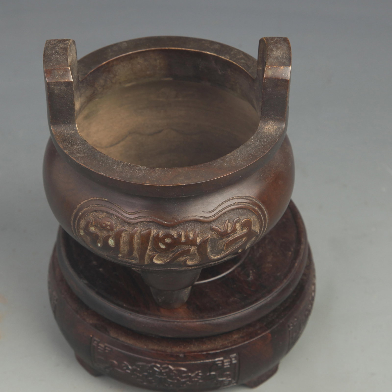 SANSKRIT PATTERN DOUBLE-HANDLED BRIDGE DING-STYLE CENSER - 3
