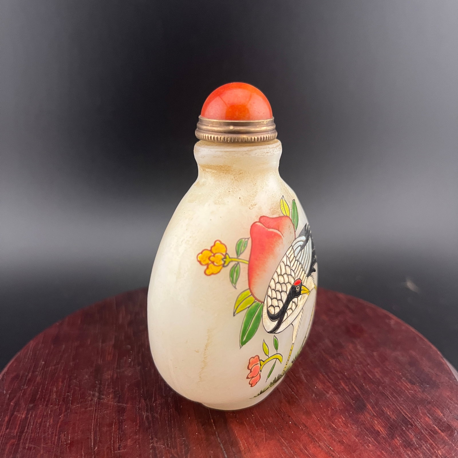A FINE CRANE PATTERN GLASS MADE SNUFF BOTTLE - 2