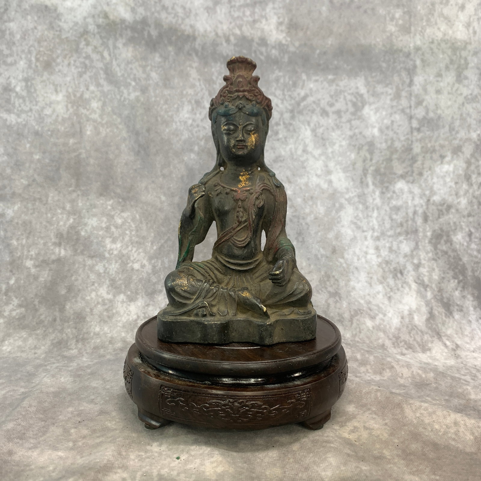 TIBETAN GILT-BRONZE FIGURE OF A SEATED BODHISATTVA (1 of 5)