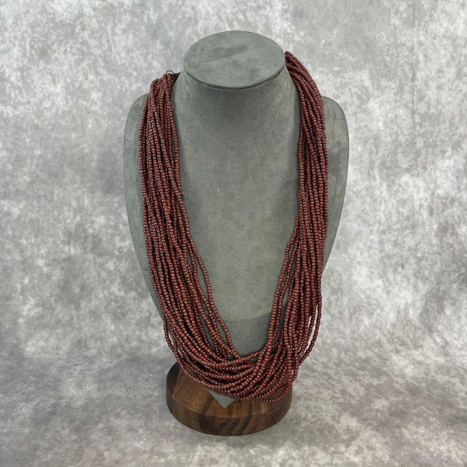 A FINE GLASS MADE MULTI STRAND BEAD NECKLACE (1 of 4)