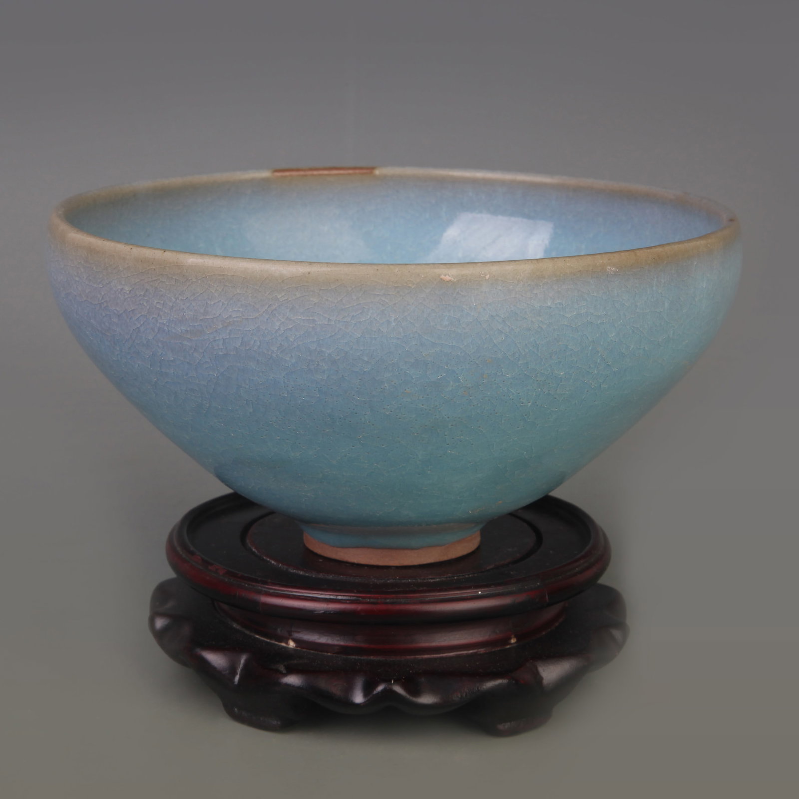 A FINE JUN-TYPE GLAZED PORCELAIN BOWL: Song Dynasty Style; Diameter: 6.8 inch, High: 3.4 inch; Woodbase for picture and display only