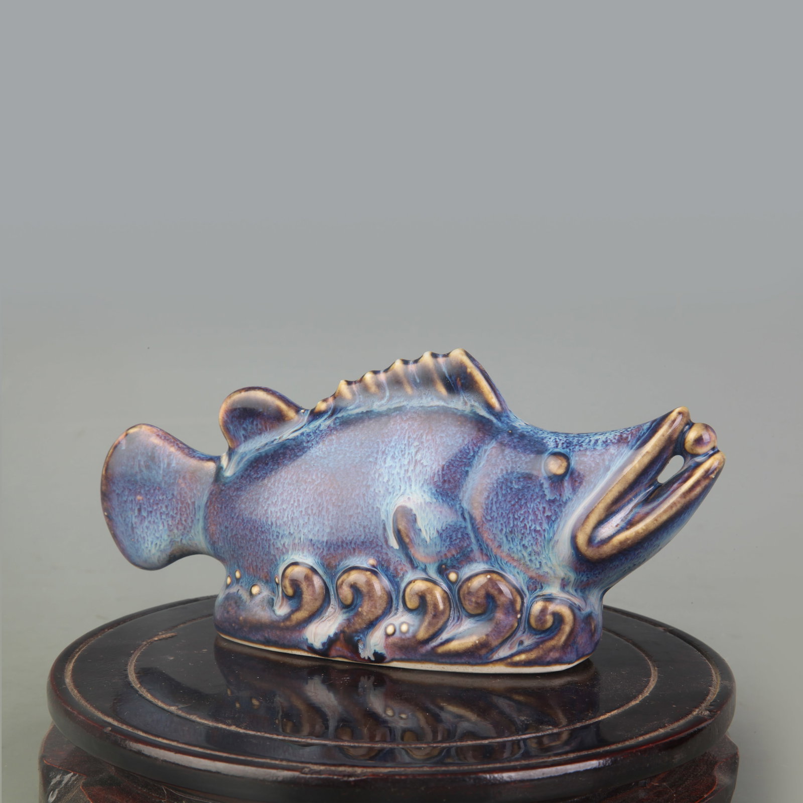 SCHOLAR’S OBJECT: BRUSH REST - 4