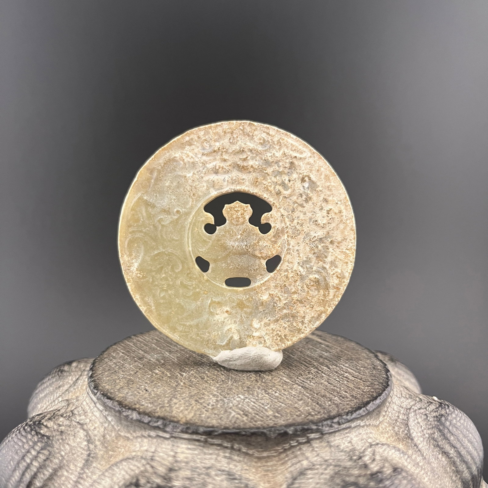 CHINESE HAND-CARVED OPENWORK BI DISC PENDANT: Qing Dynasty; High: 0.1 inch; Diameter: 2.2 inch; Woodbase for picture and display only