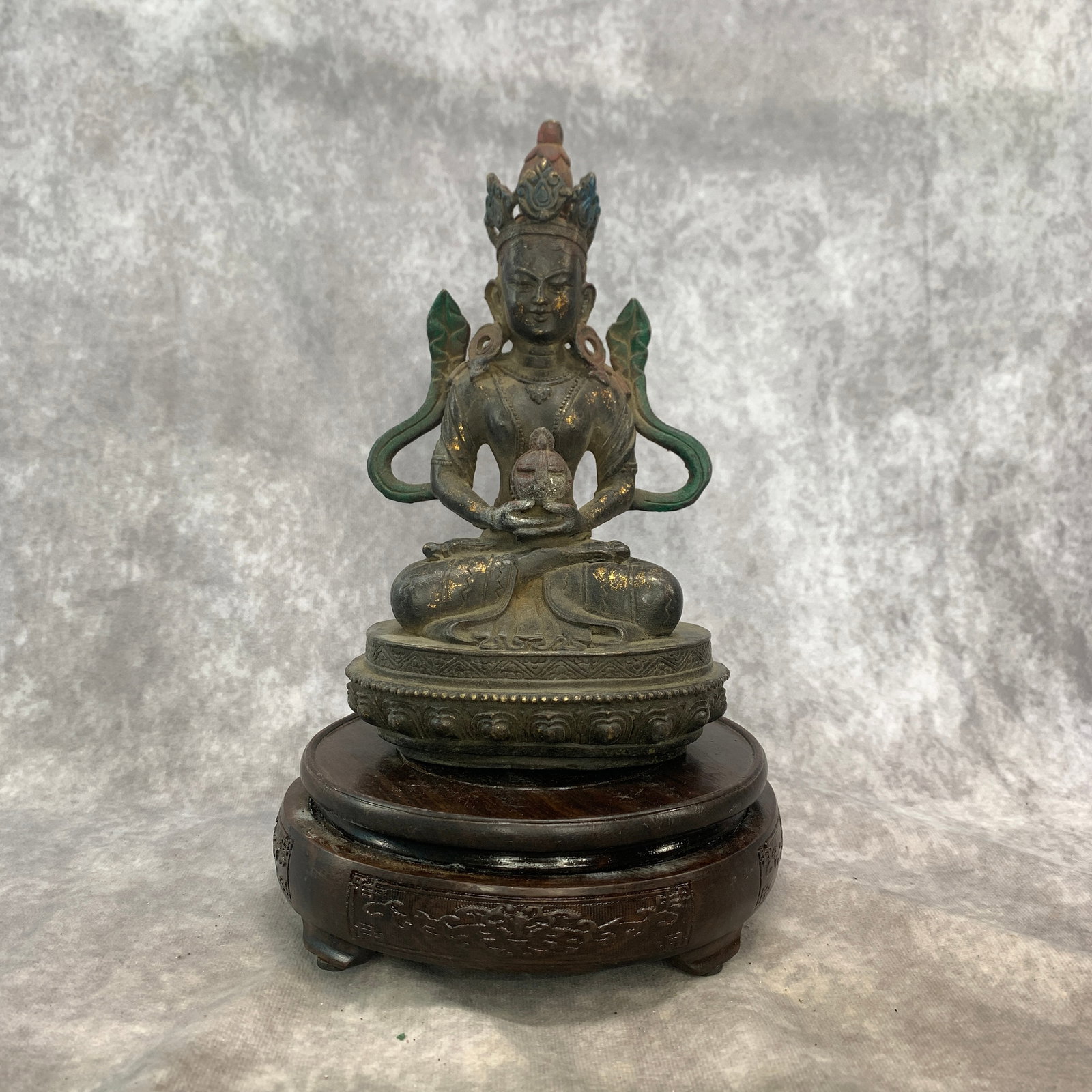 TIBETAN GILT-BRONZE FIGURE OF AMITAYUS (1 of 5)
