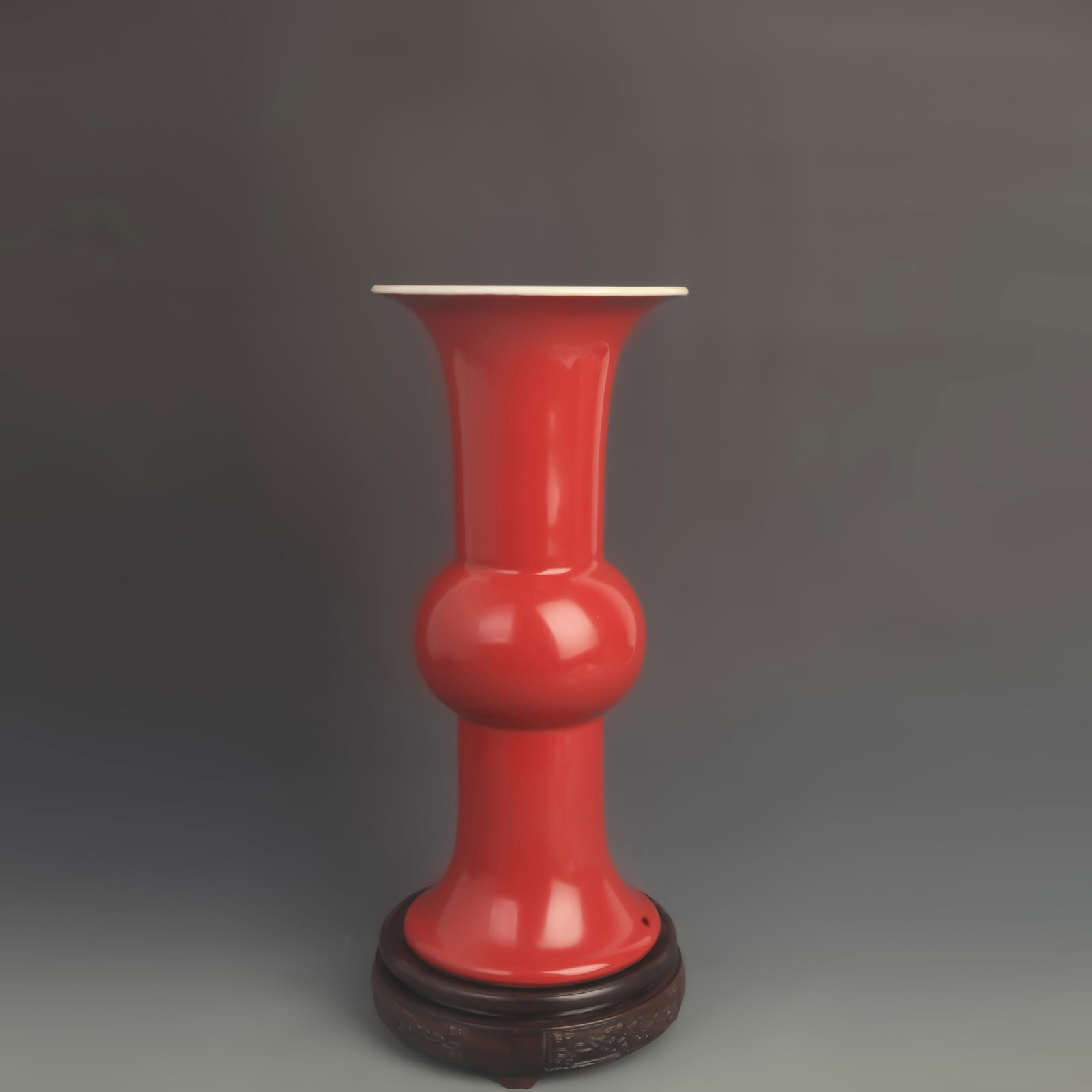 JI HONG RED COLOR GLAZED PORCELAIN FLOWER CUP: Qing Dynasty Qian Long Period; High: 13.8 inch; Diameter:6.50 inch; Woodbase for picture and display only