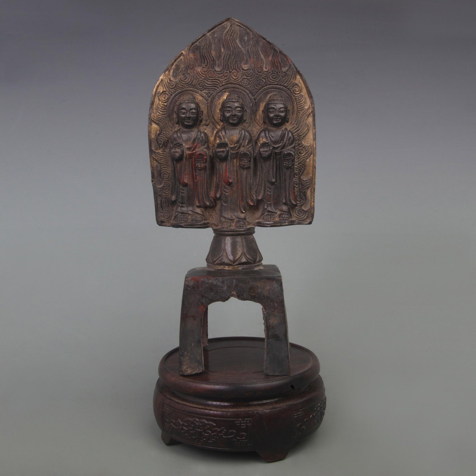 A FINE GILT BRONZE TRIAD SEATED STATUE: Ming Dynasty; High: 9.7 inch; Width: 4.5 inch; Woodbase for picture and display only