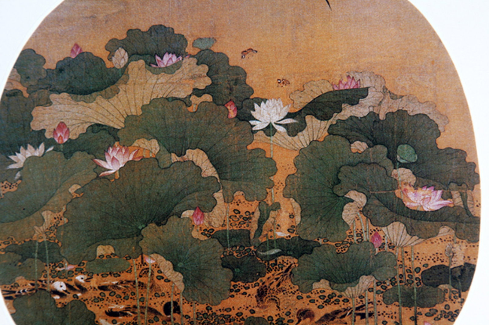 A FINE CHINESE PAINTING PRINT ON SILK: Contemporary; High: 9.75 inch; Width: 9.25 inch; . Wooden base for display only