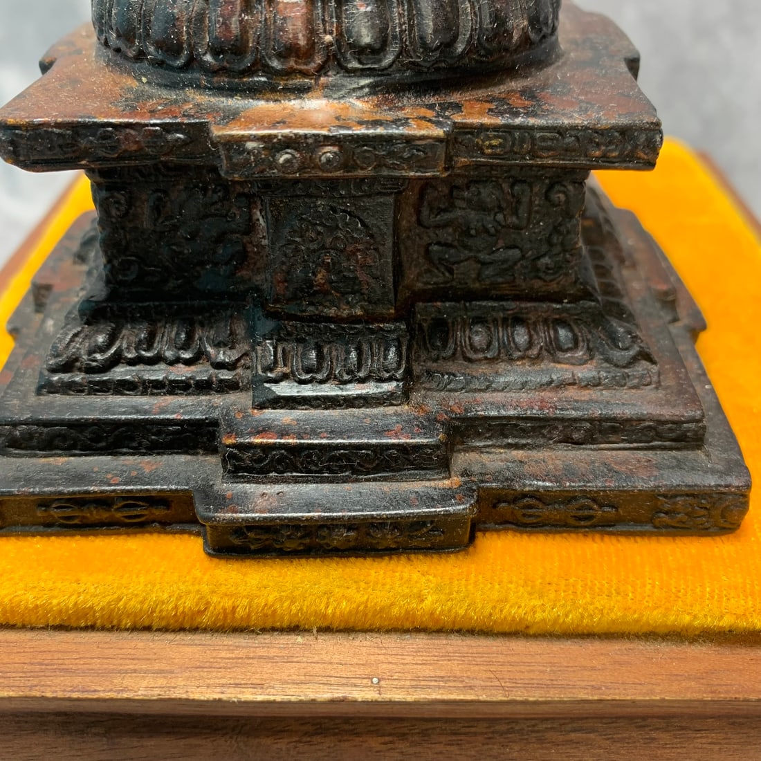 A FINE BRONZE RELIQUARY STUPA - 6