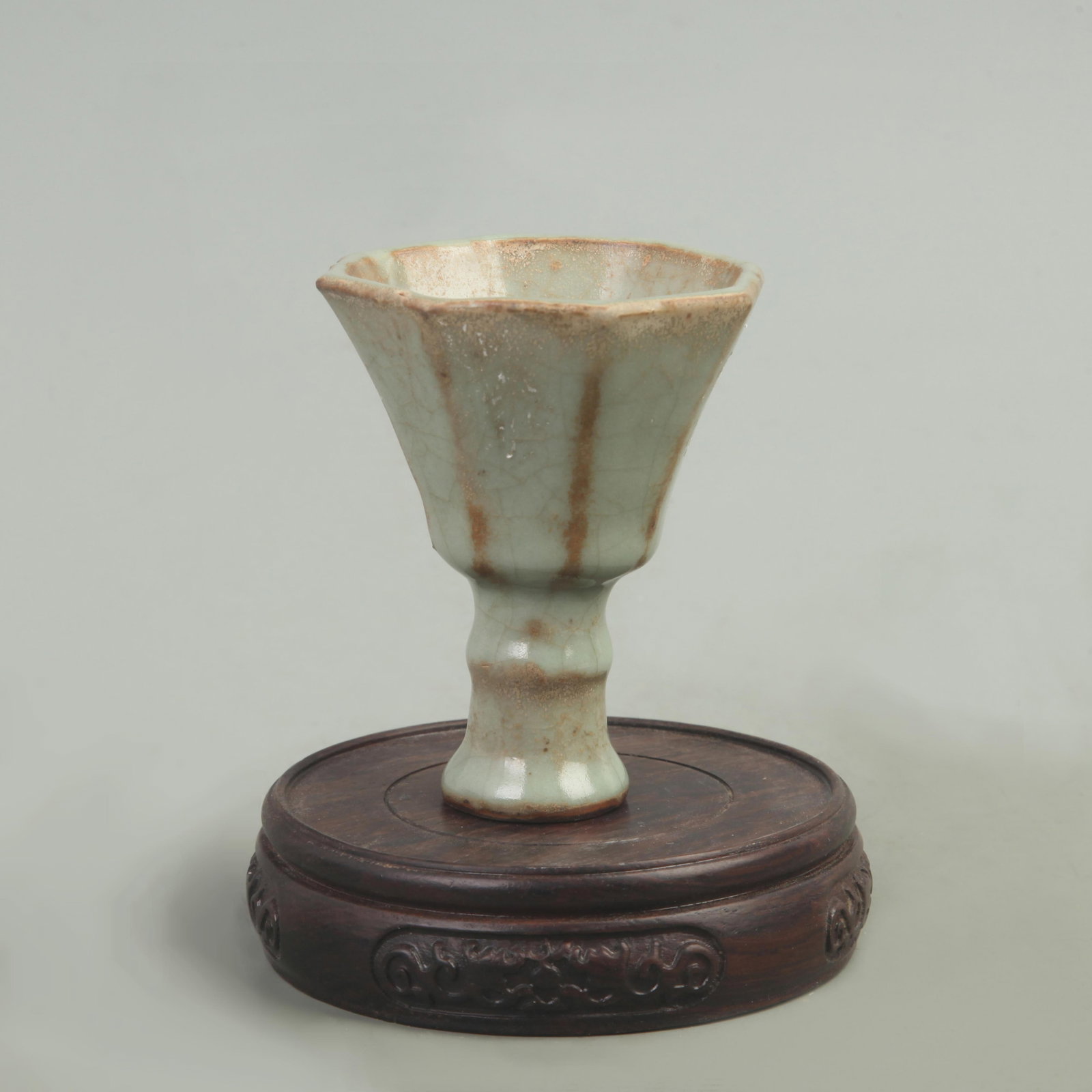 GE KILN HIGH-STEMMED PORCELAIN CUP: Song Dynasty Style; High: 3.6 inch; Diameter: 2.8 inch; . Wooden base for display only
