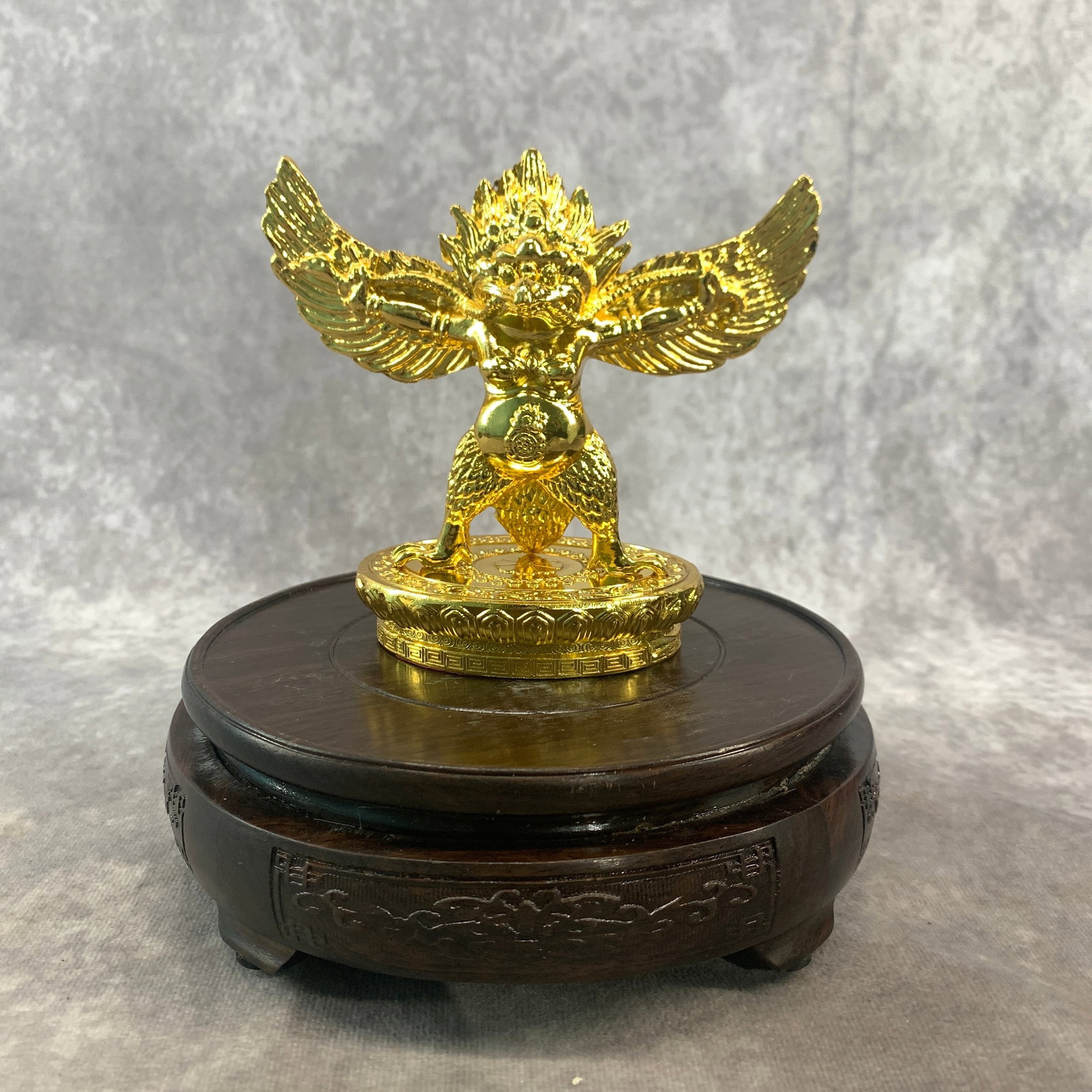 A SMALL GARUDA FIGURINE - 2
