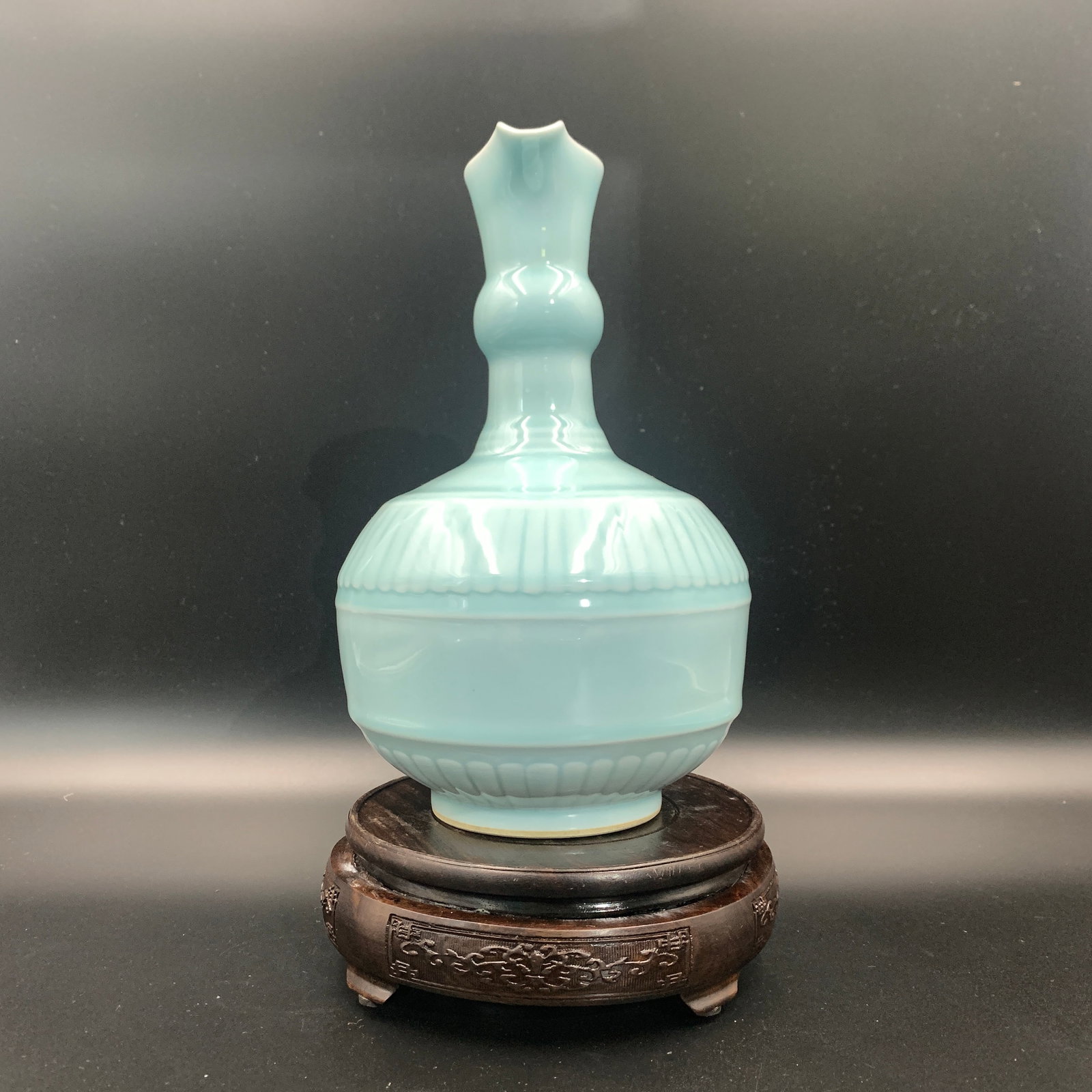 CELADON-GLAZED PORCELAIN HANDLED EWER - 4