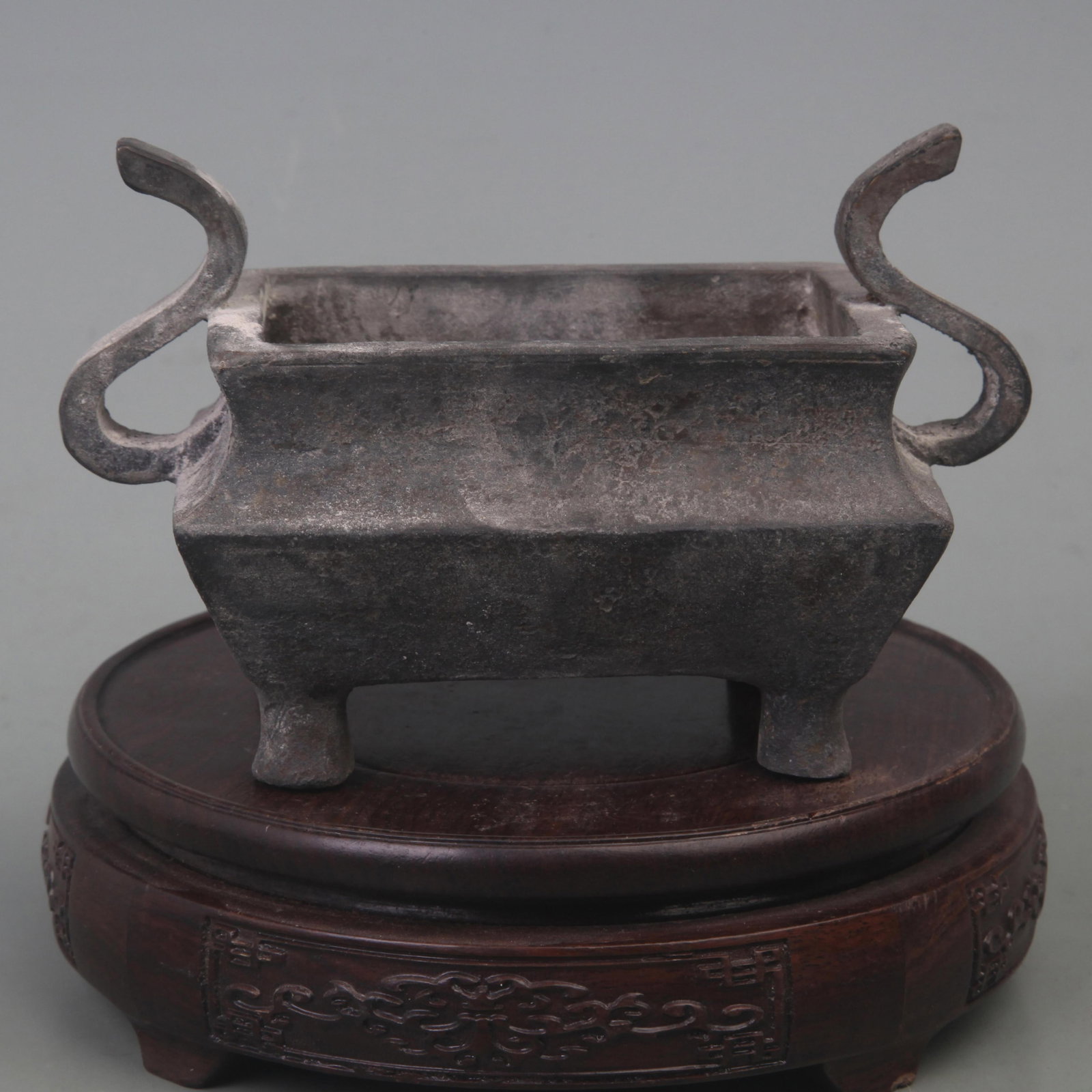 A FINE DOUBLE EAR BRONZE SQUARE SHAPED CENSER: Ming Dynasty Style; Long: 6.0 inch; Width: 3.6 inch; High: 4.0 inch; ;Wooden base for picture and display only.