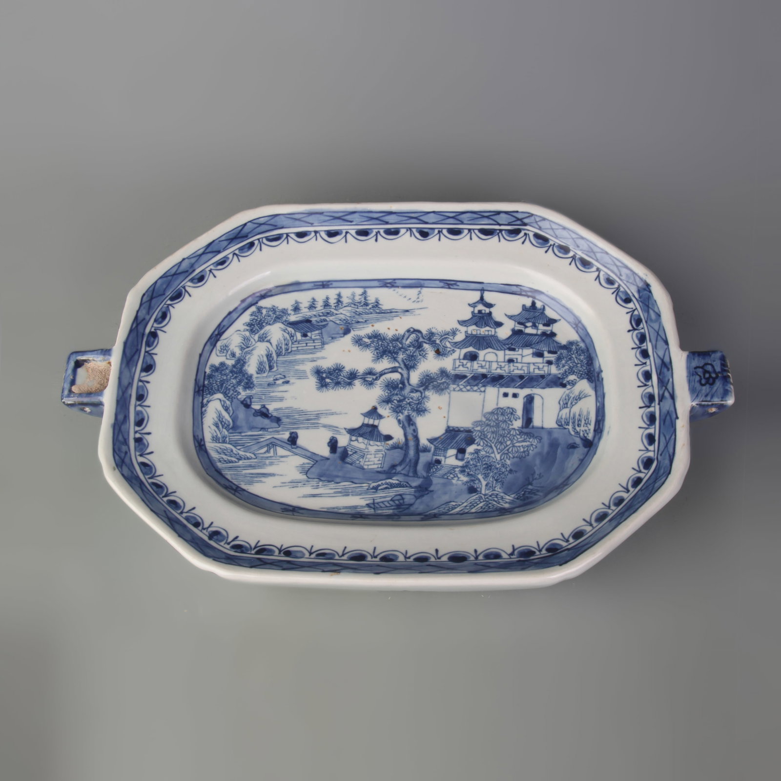 A BLUE AND WHITE LANDSCAPE FIGURAL NARRATIVE DOUBLE-LAYER LARGE PLATE: Qing Dynasty; Long: 15.4 inch; Width: 9.7 inch; High: 2.5 inch ;Wooden base for picture and display only.