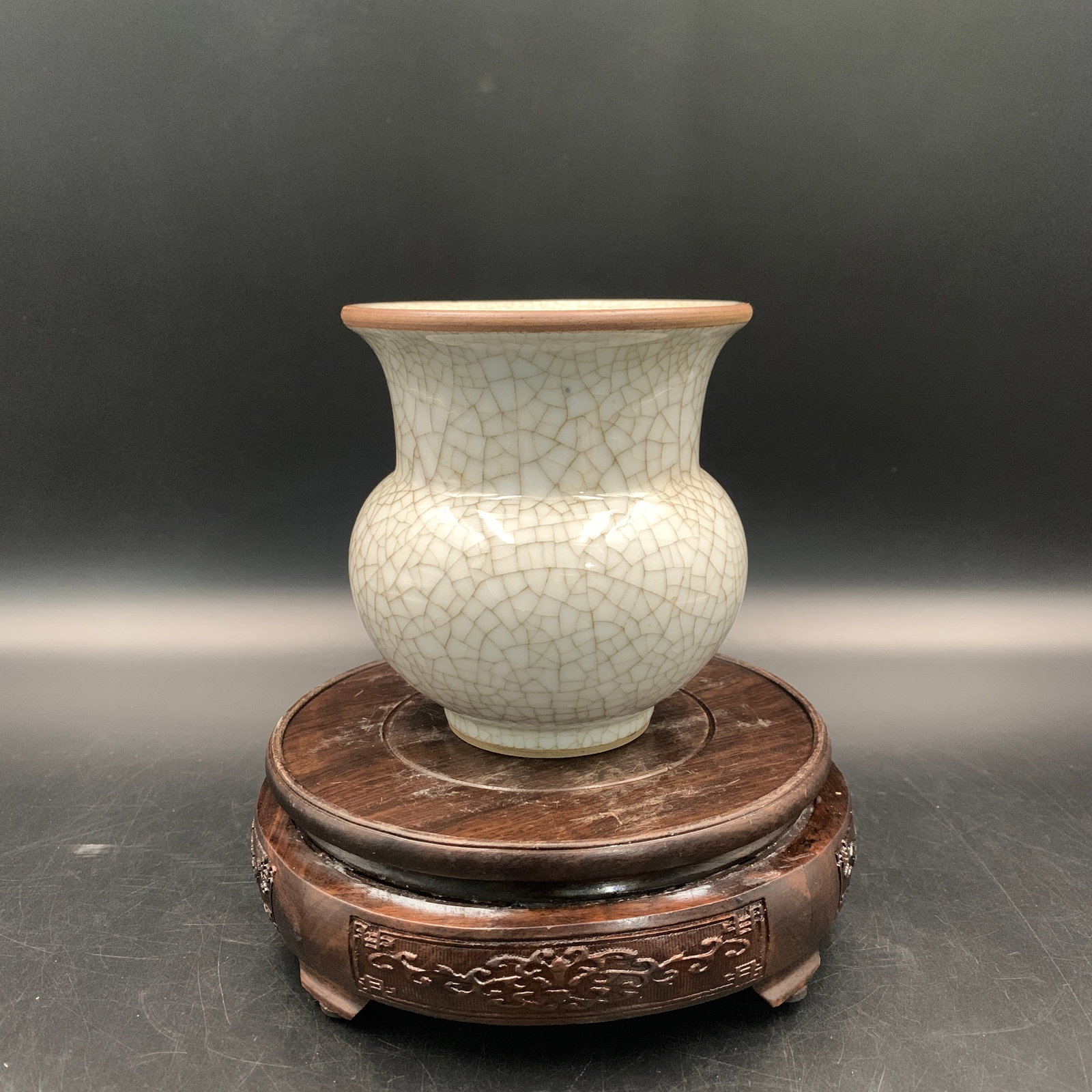 GE-STYLE CRACKLE GLAZE SPITTOON VASE: Ming Dynasty Style; High: 4.6 inch; Diameter: 4.3 inch; ;Wooden base for picture and display only.