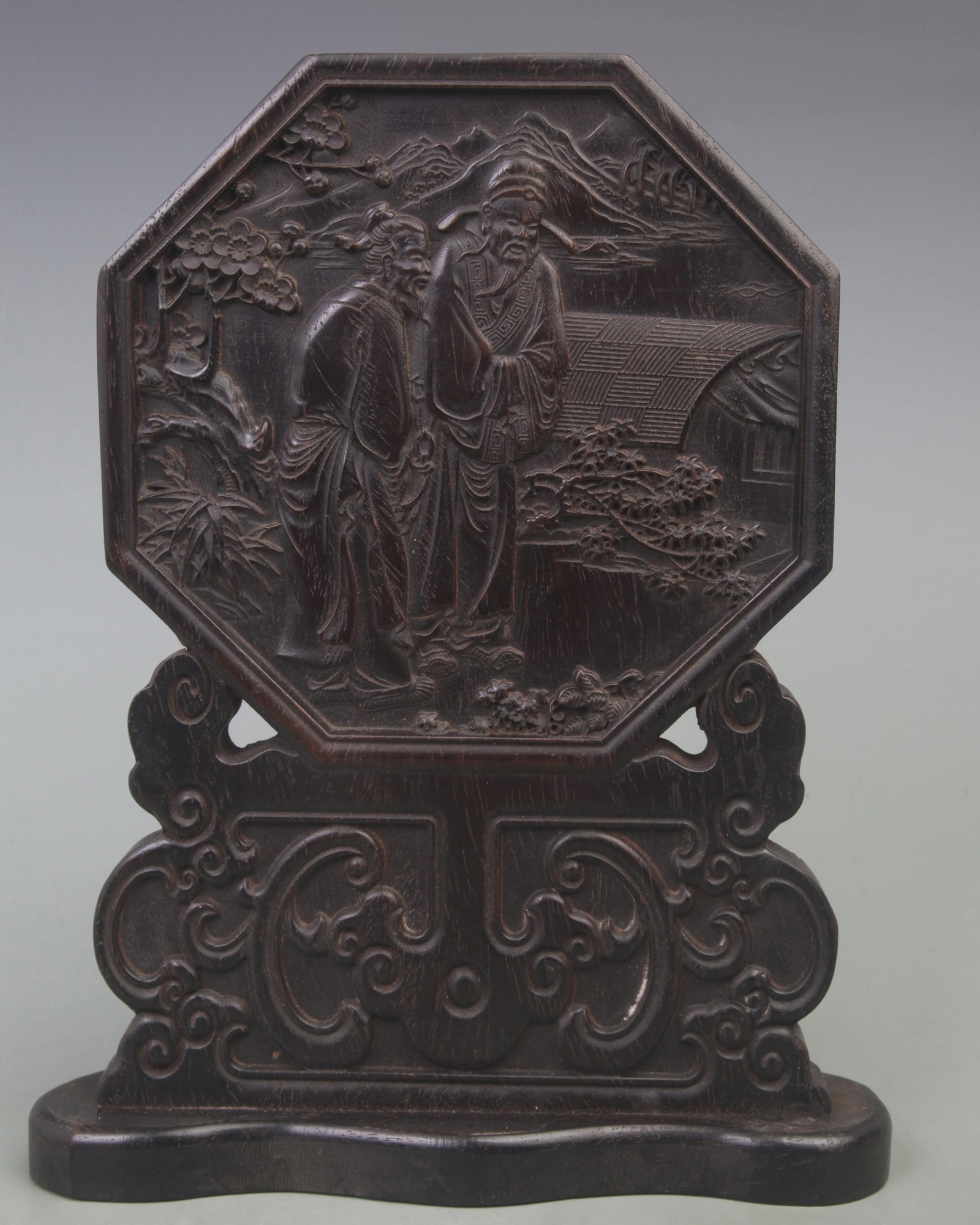OLD REDWOOD CARVED TABLE SCREEN WITH CHARACTER PATTERN: Qing Dynasty; Long: 9.2 inch Width: 2.2 inch High: 11.0 inch ;Wooden base for picture and display only.