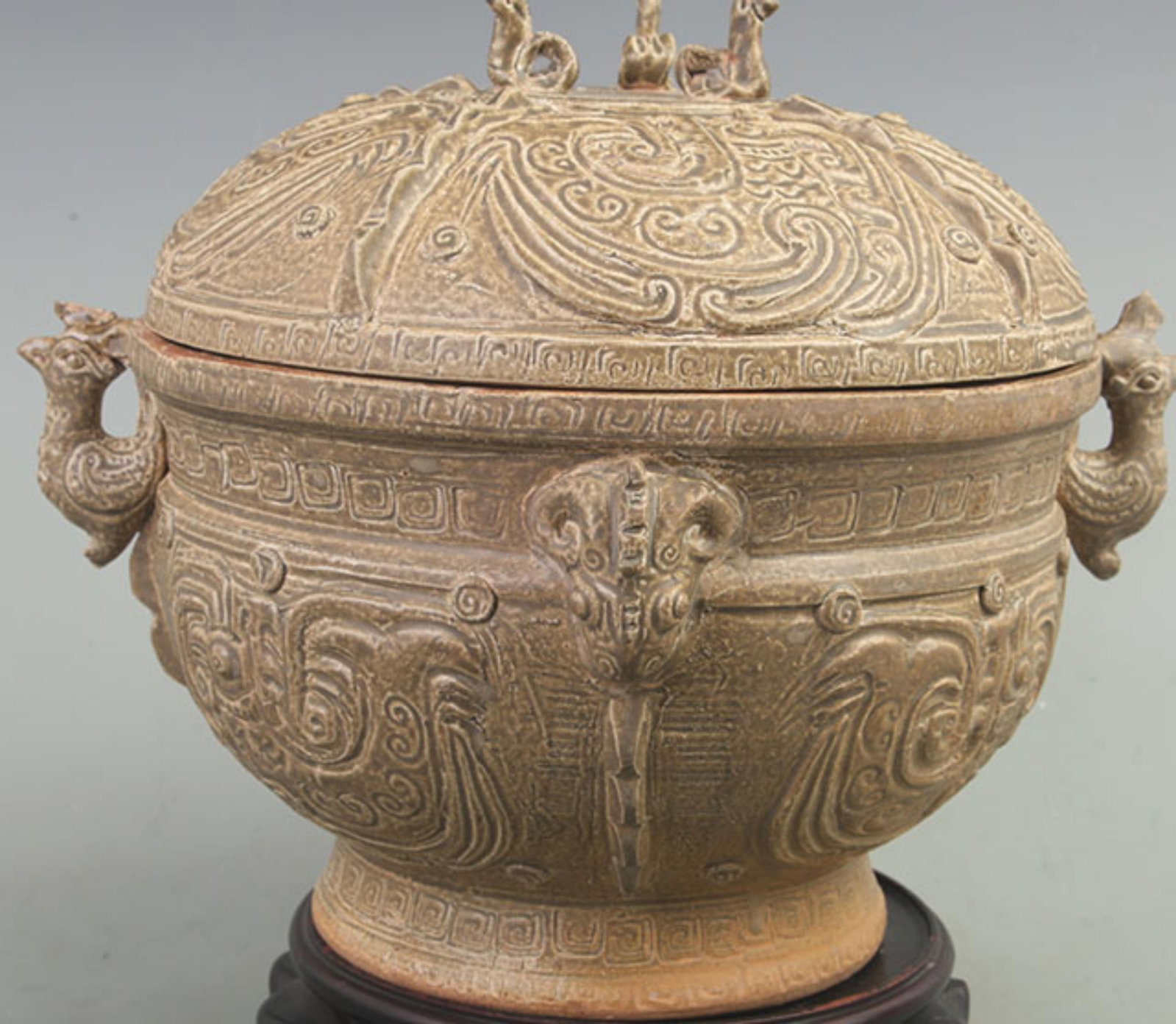 CELADON BEAST EAR LIDDED JAR - 5