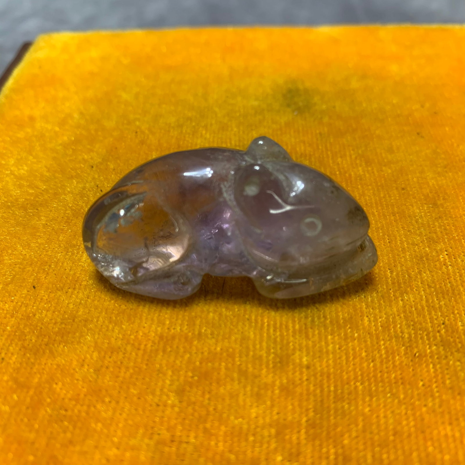 PURPLE CRYSTAL AUSPICIOUS BEAST PENDANT: Republic Period; Long: 0.9 inch Width: 0.8 inch High: 1.8 inch ;Wooden base for picture and display only.