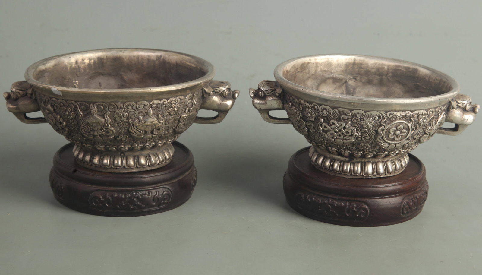 PAIR OF FINELY CARVED WHITE BRONZE CUP: Ming Dynasty Xuan De Style; High: 2.50 inch; Diameter:5.80 inch; ;Wooden base for picture and display only.