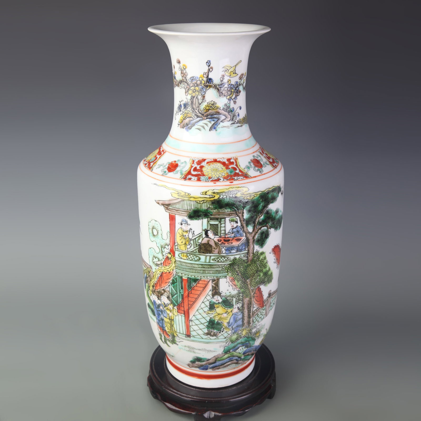 A FINE FAMILLE ROSE CHARACTER PATTERN PORCELAIN VASE: Qing Dynasty Yong Zhen Period; High: 17.2 inch ;Wooden base for picture and display only.