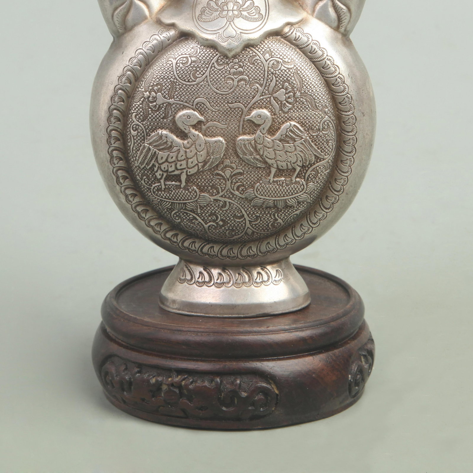 RARE SILVER PLATED BIRD PATTERN SNUFF BOTTLE - 3